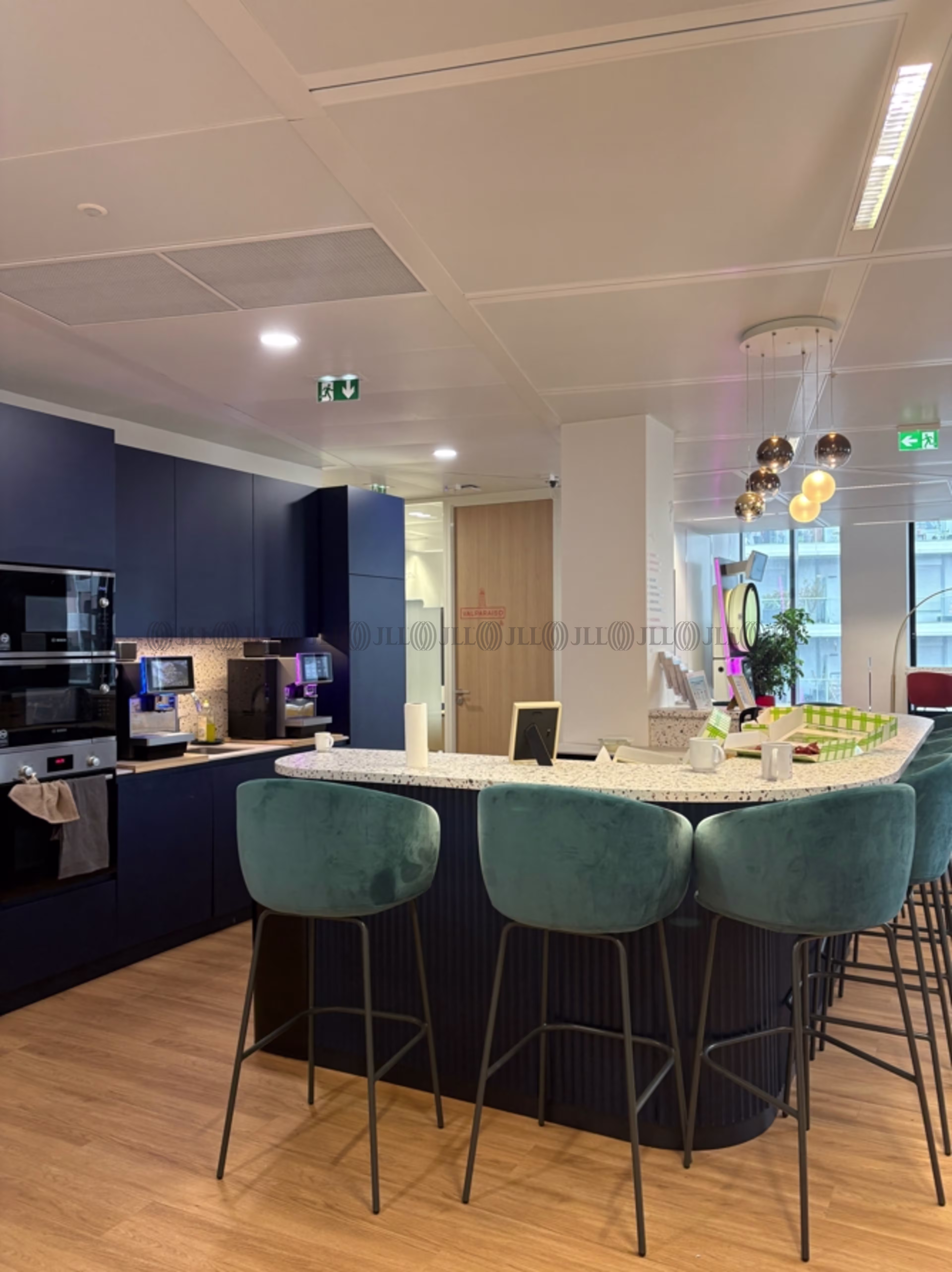 19 PLACE FRANCOISE DORIN