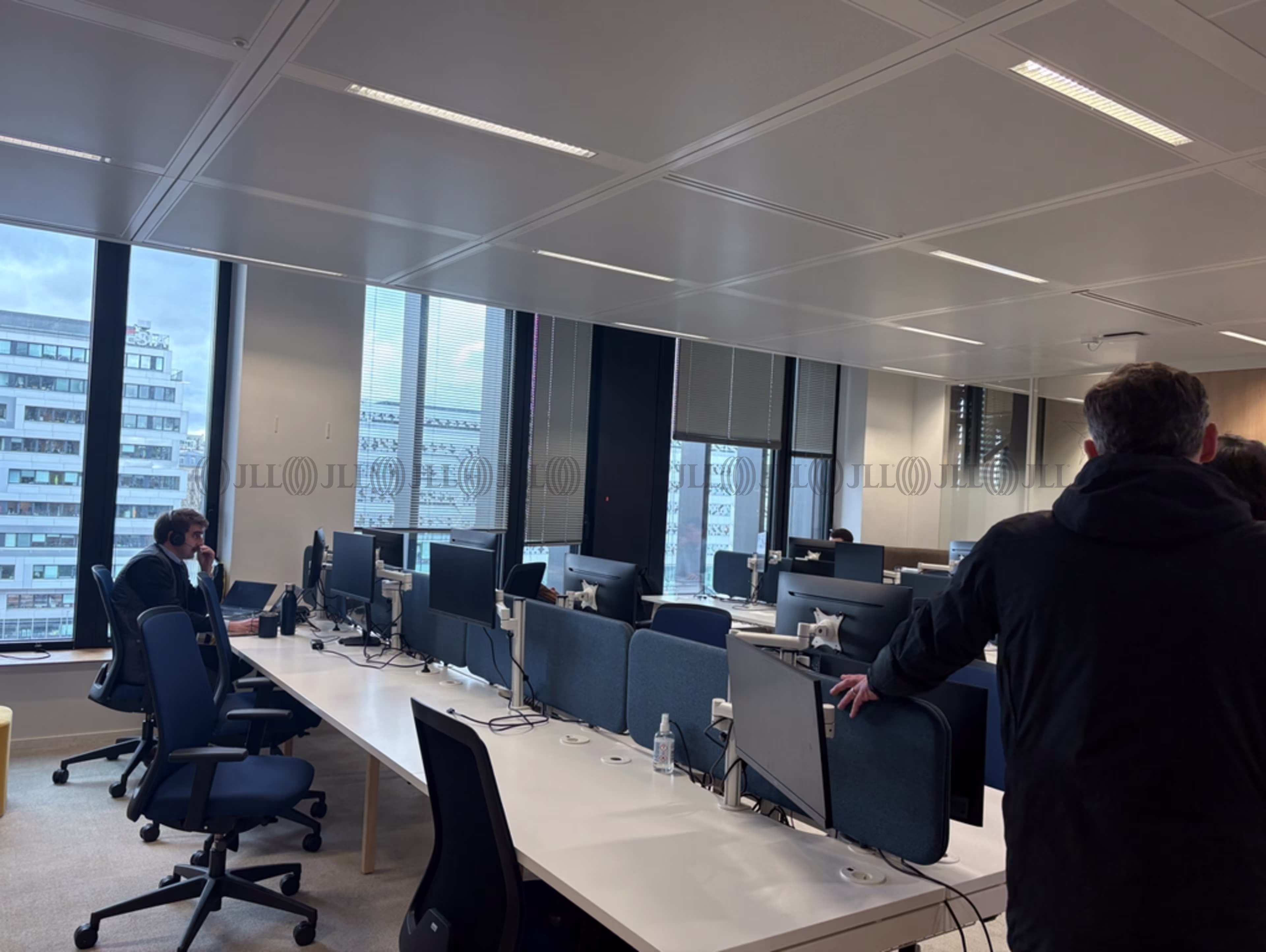 19 PLACE FRANCOISE DORIN