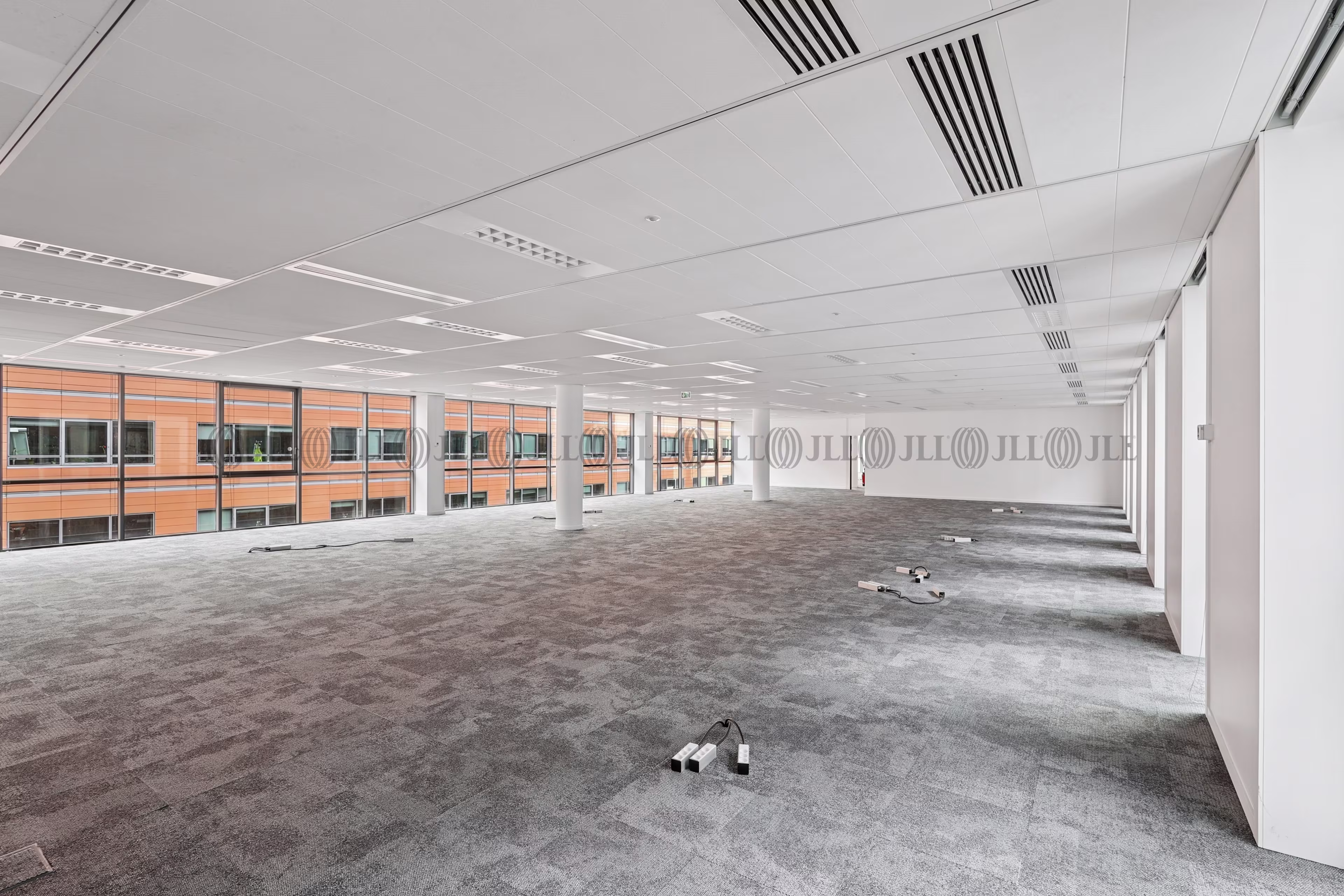 18 AVENUE LEON GAUMONT