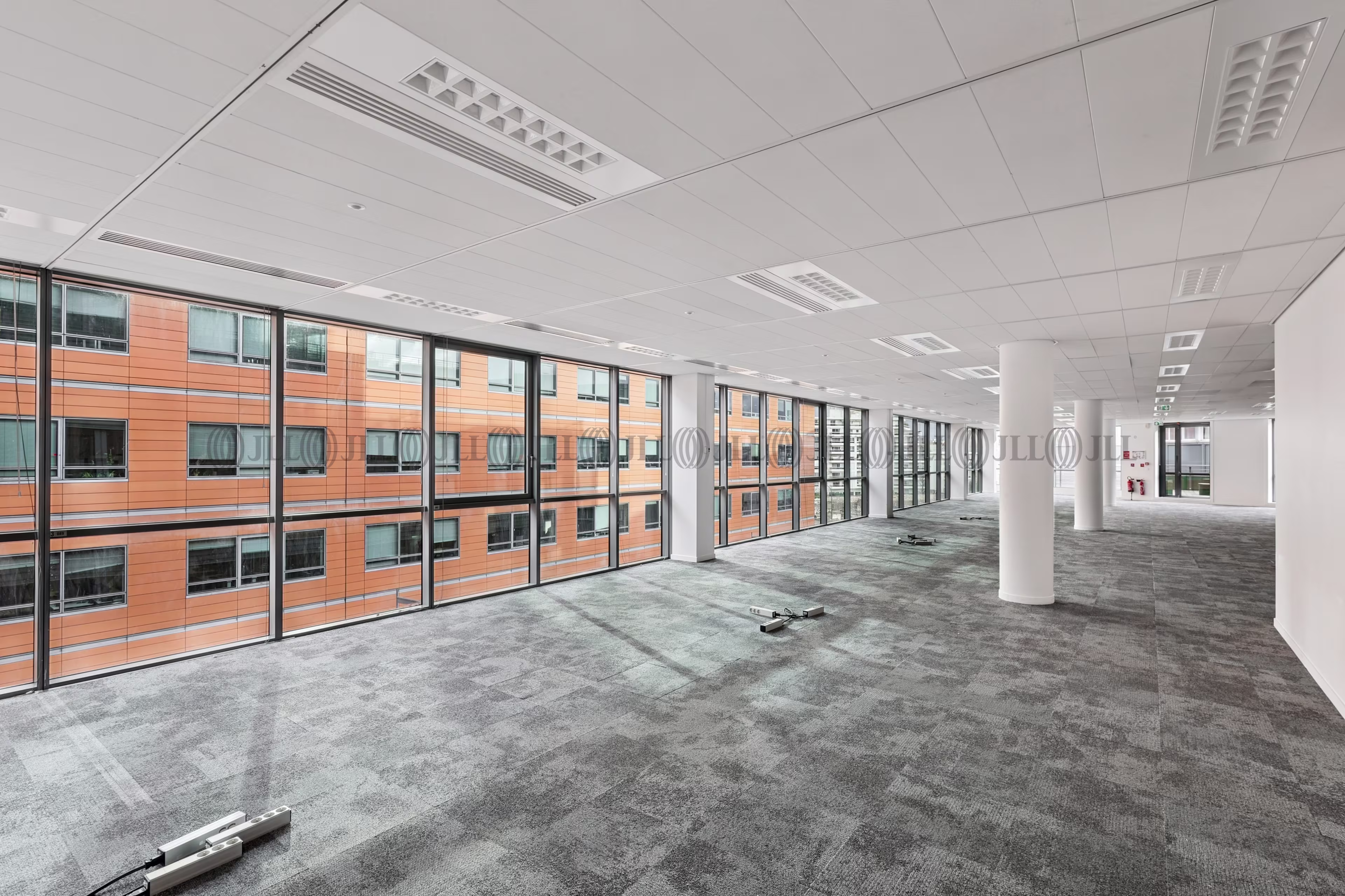 18 AVENUE LEON GAUMONT