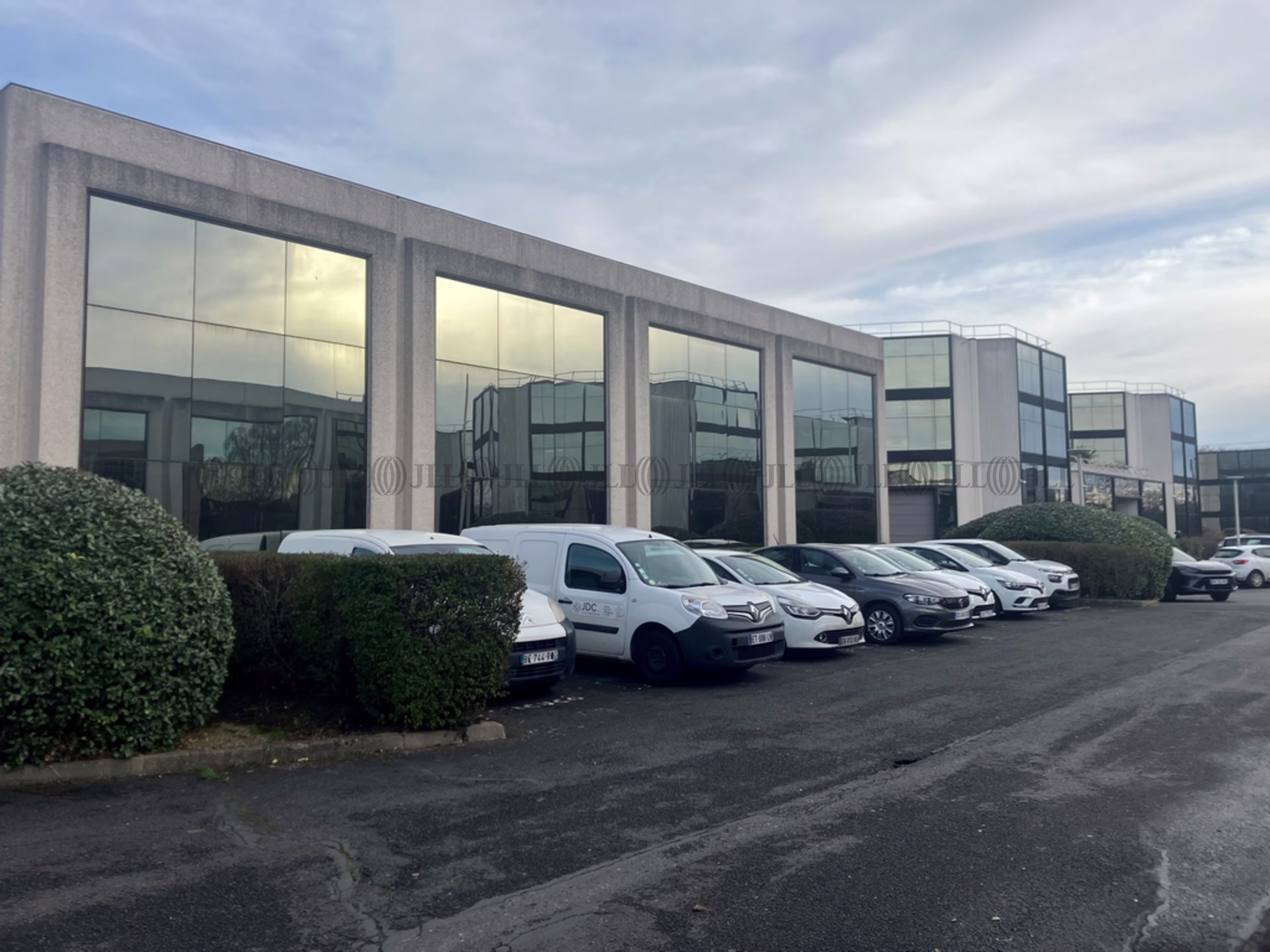 1-9 AVENUE DU MARAIS