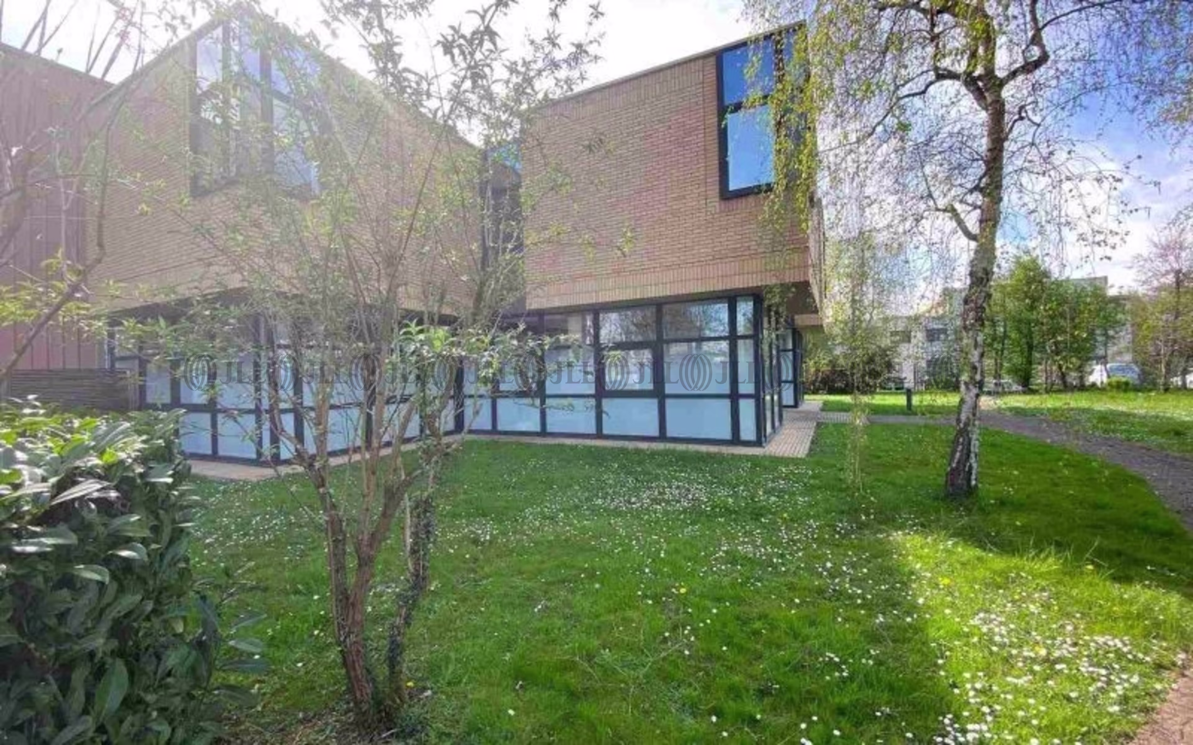 31-33 BOULEVARD DE BEAUBOURG