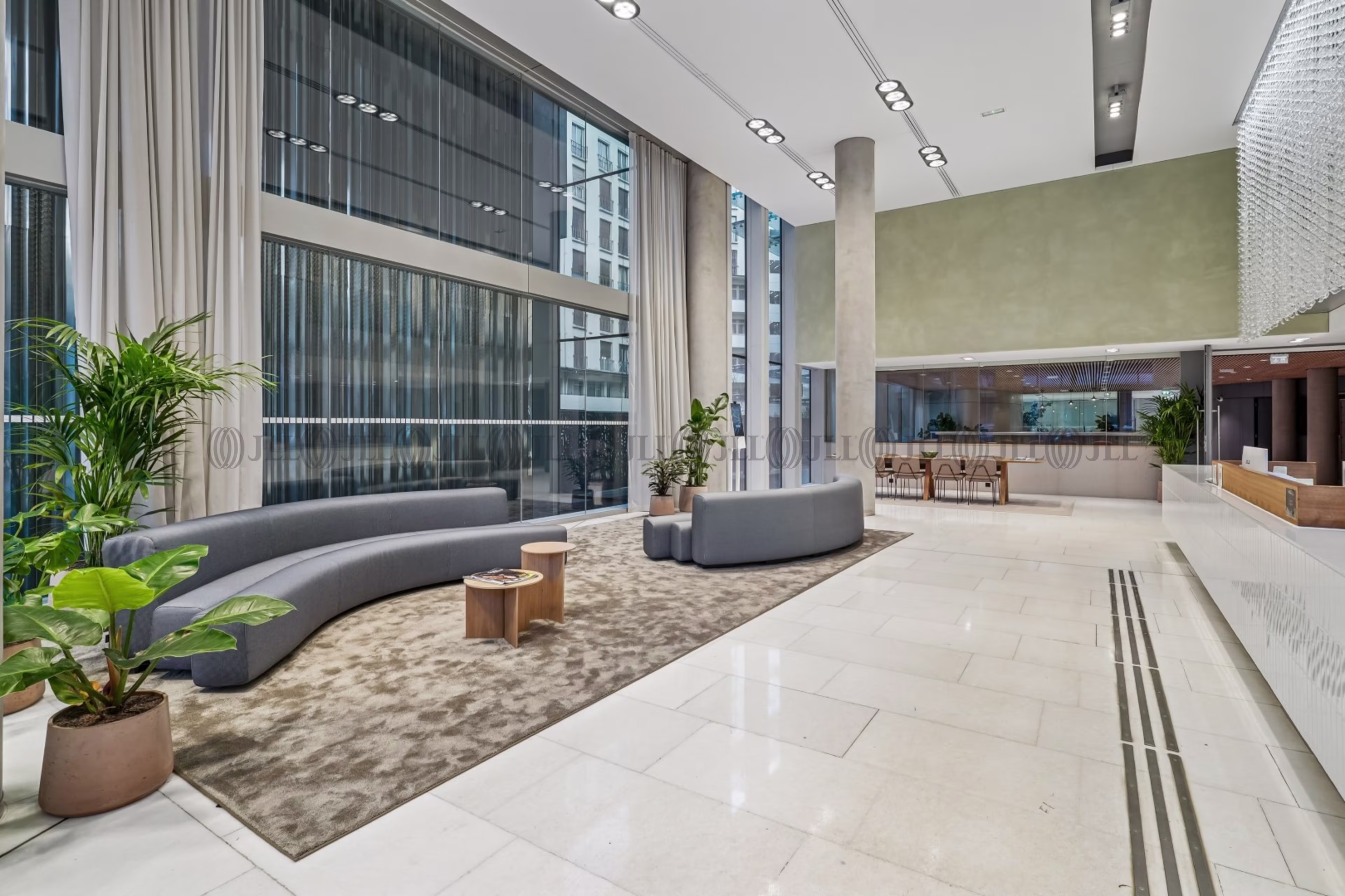 121 AVENUE DE MALAKOFF