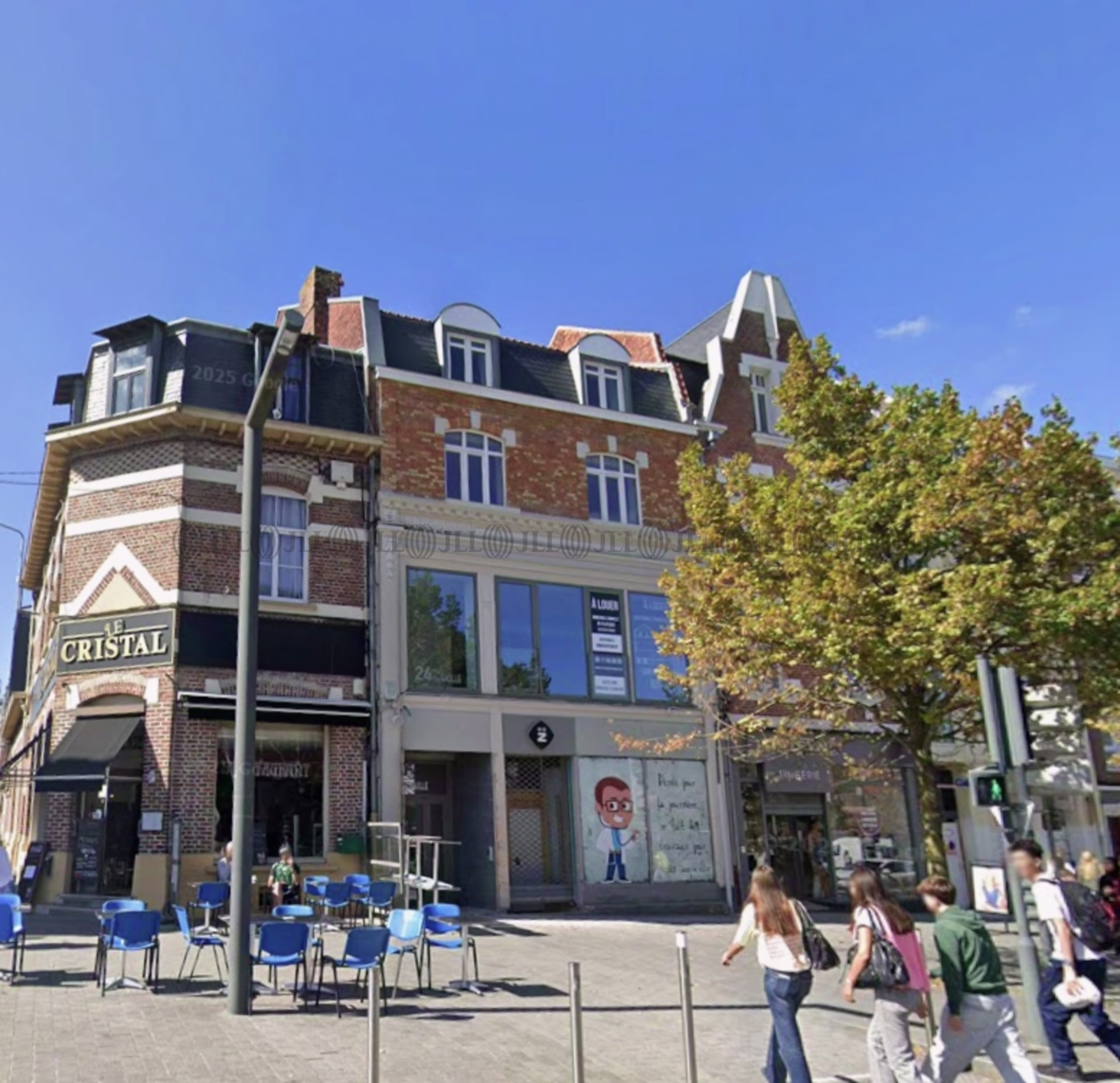 24 PLACE DU GENERAL DE GAULLE