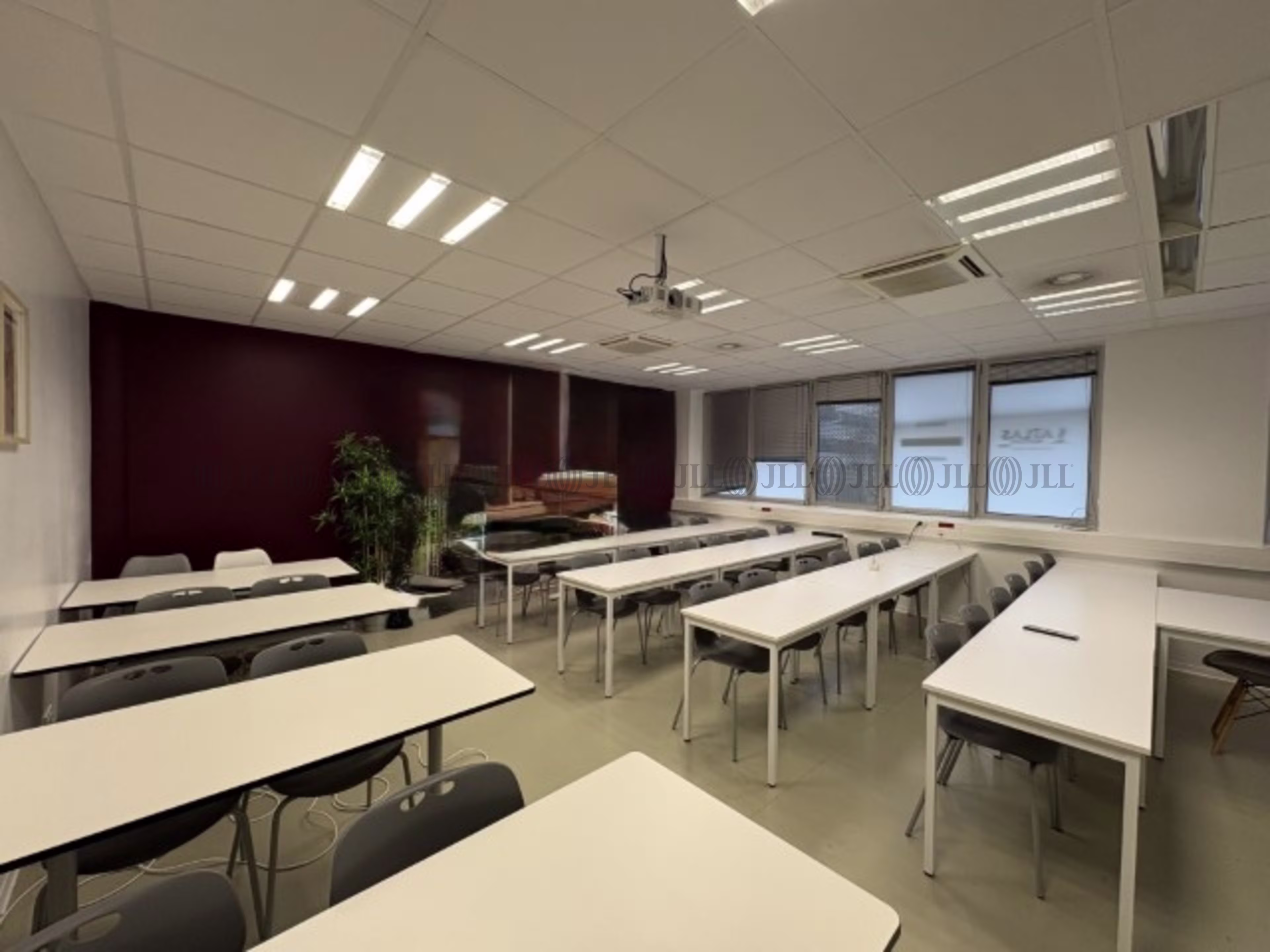 4 RUE PAUL MONTROCHET