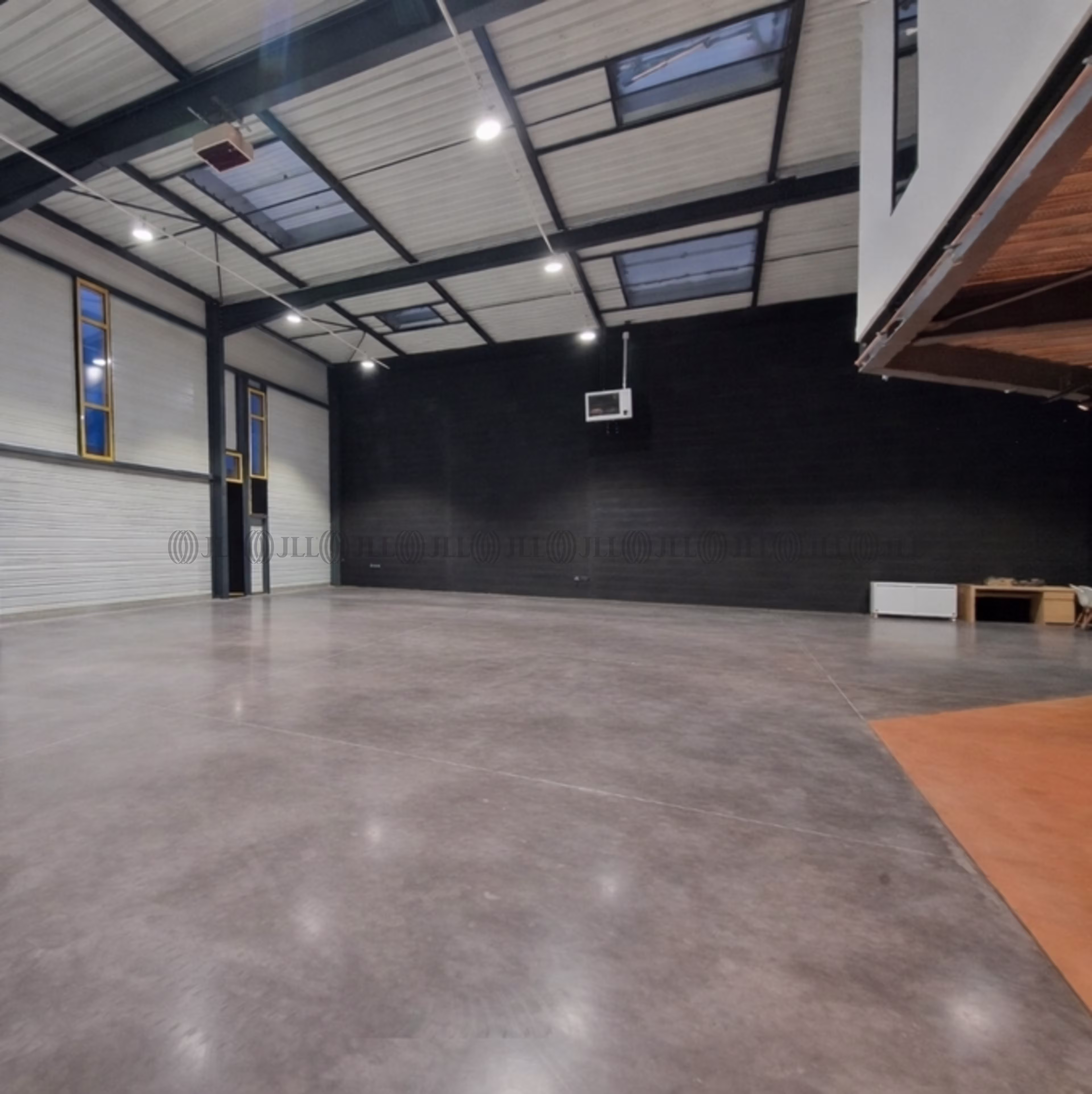 11-13 CHEMIN DU BOIS ROND