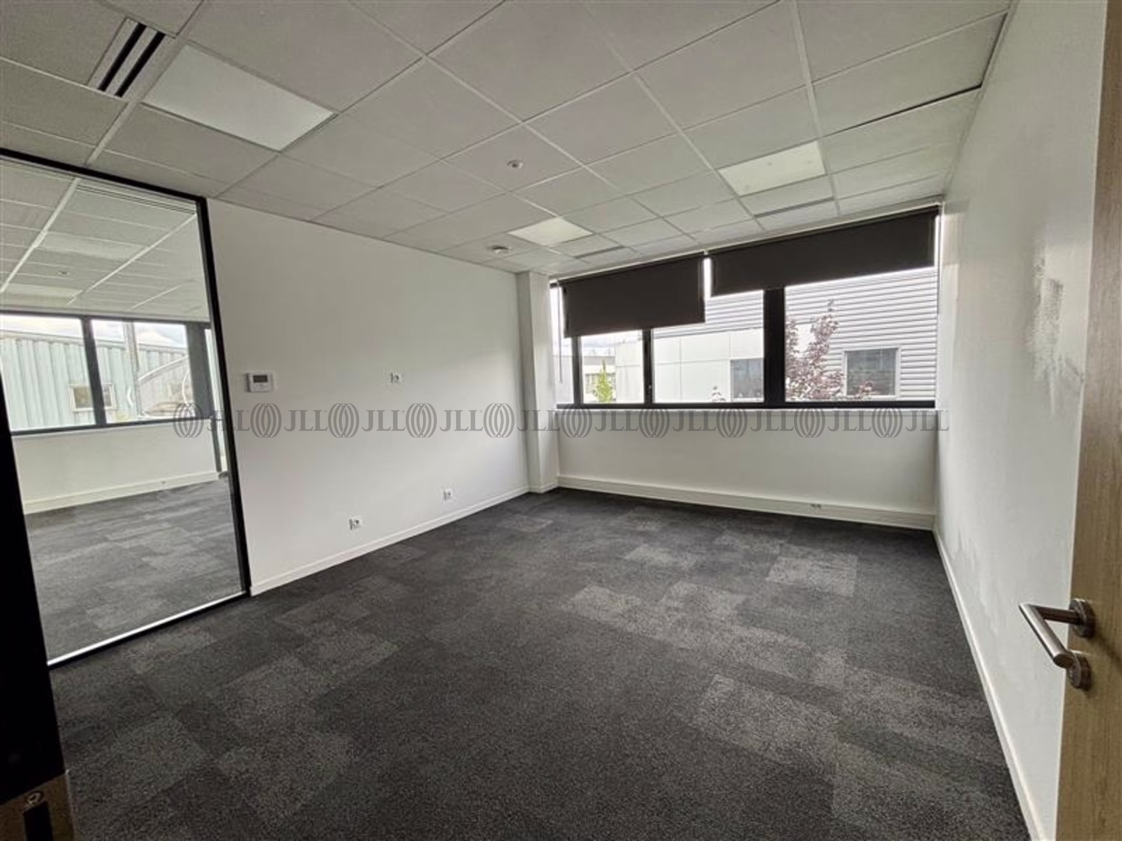 393 RUE DU GENERAL DE GAULLE