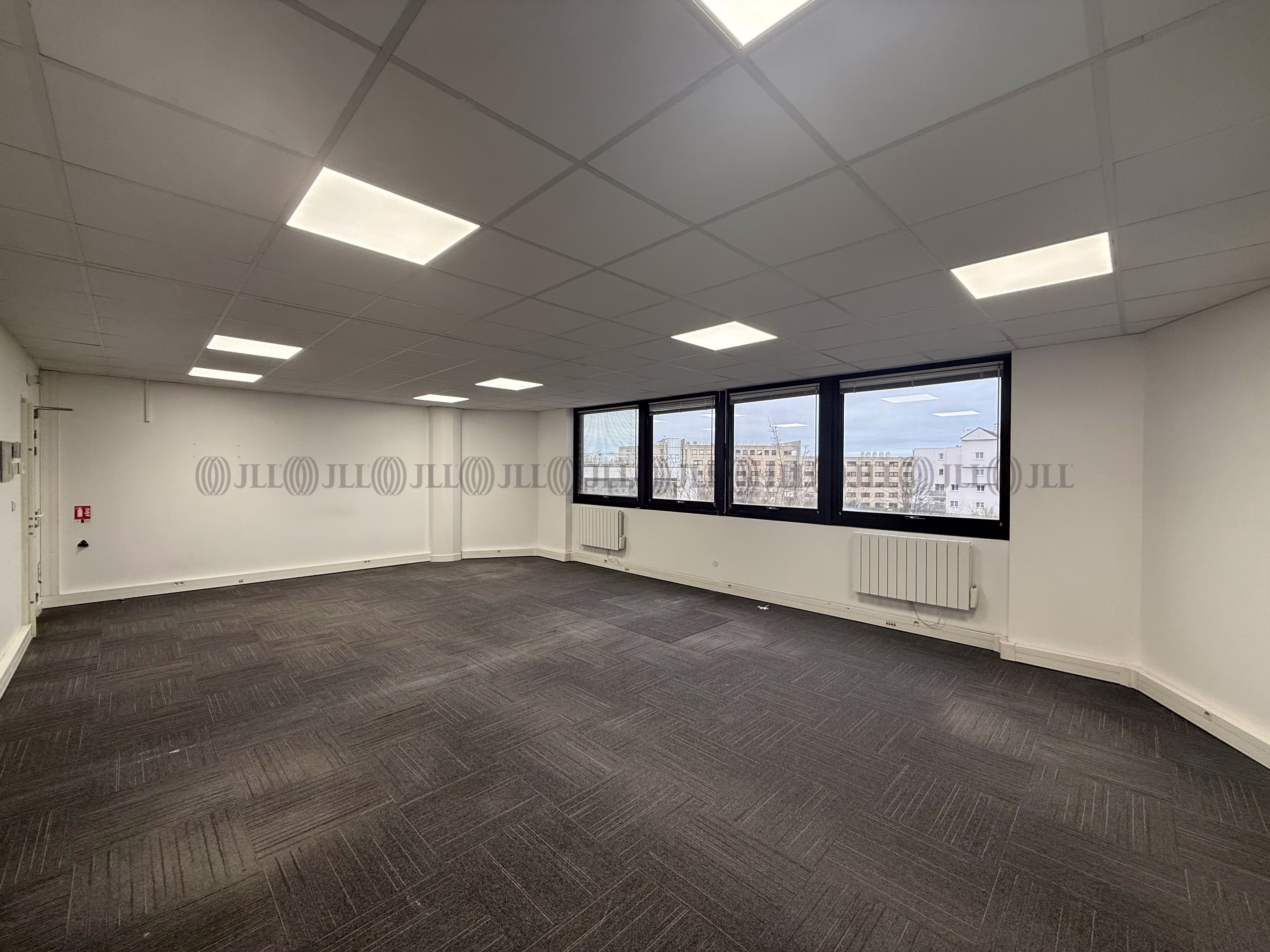 16-18 ALLEE NICOLAS APPERT