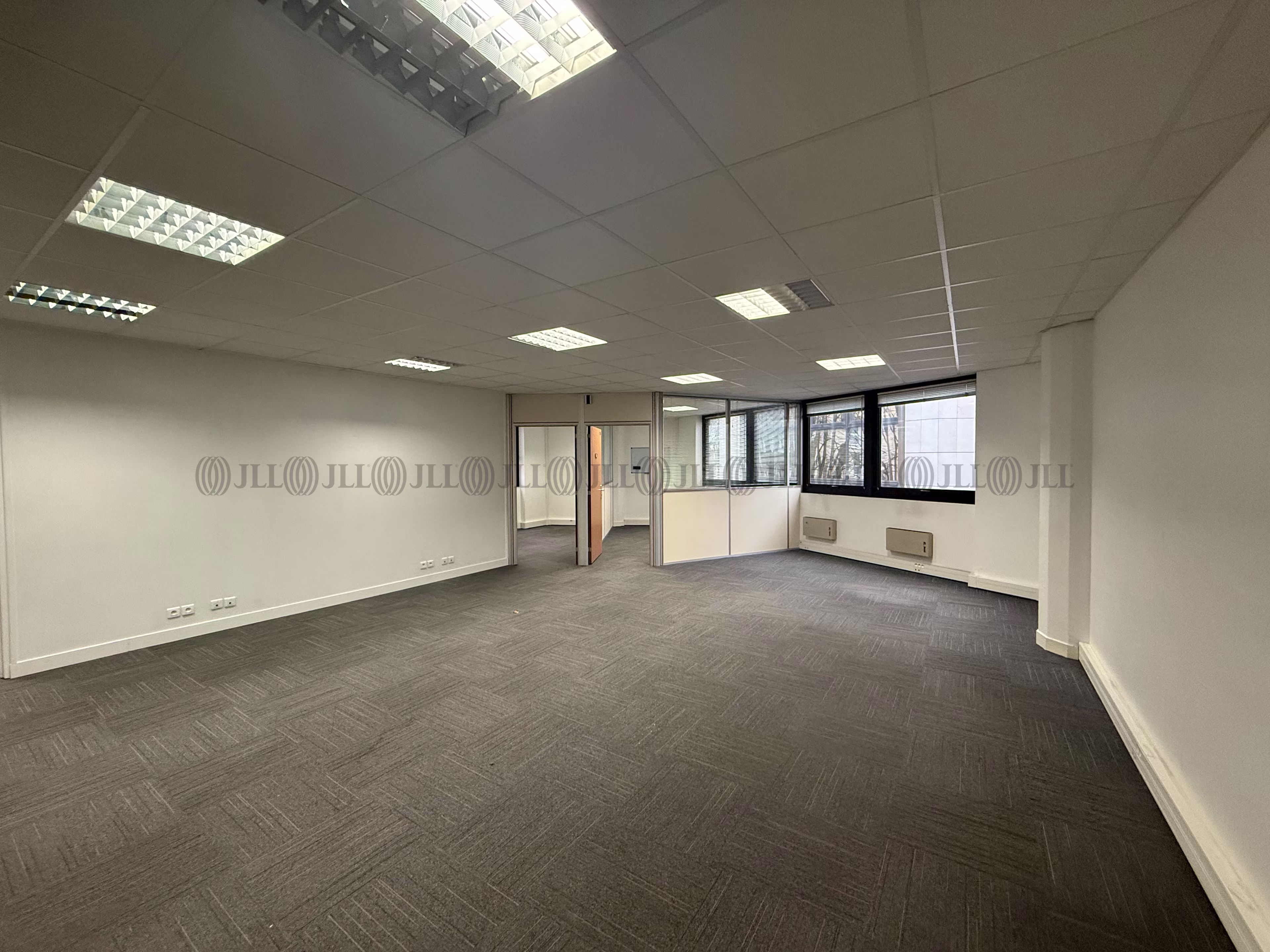 16-18 ALLEE NICOLAS APPERT