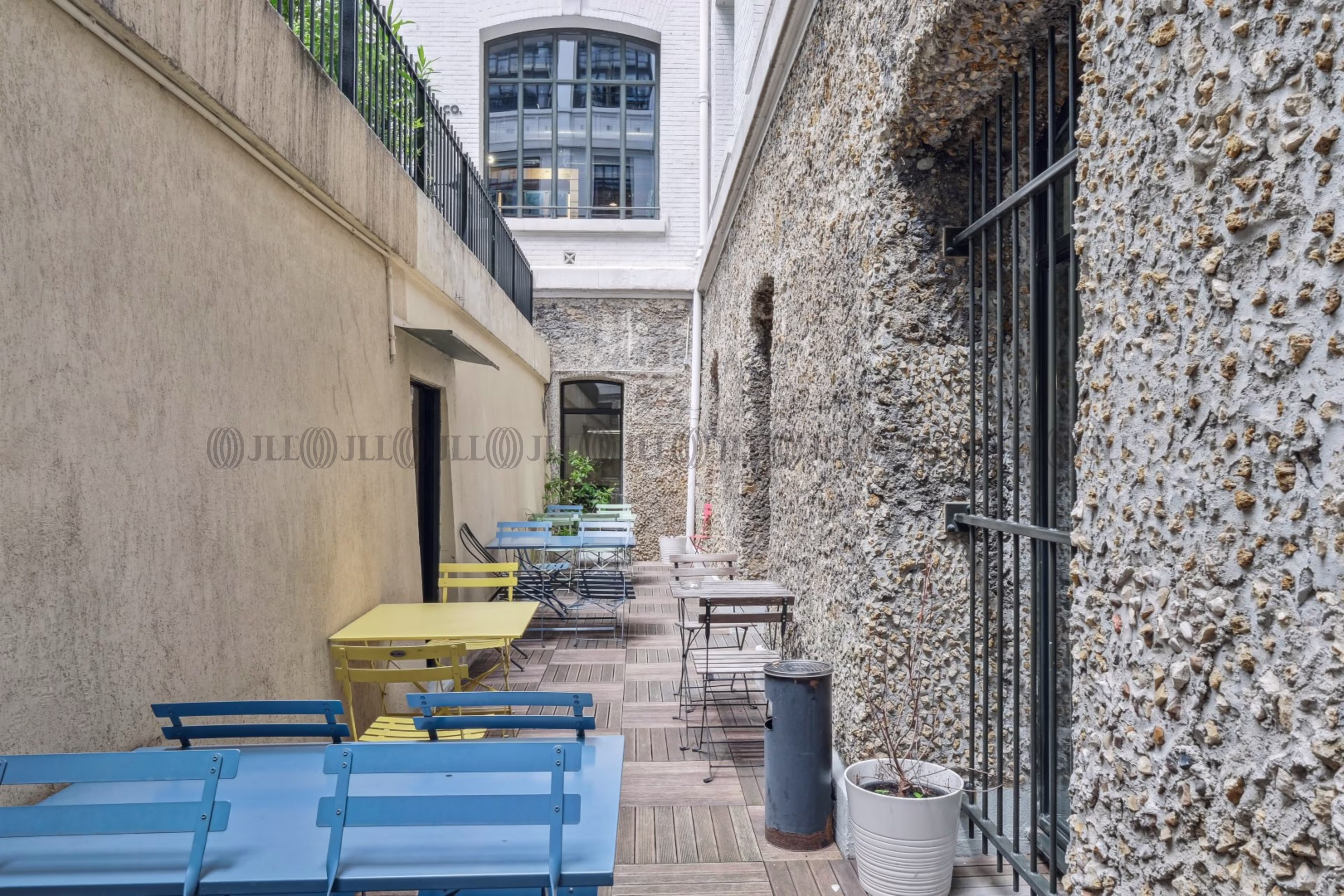 106-108 RUE LA BOETIE