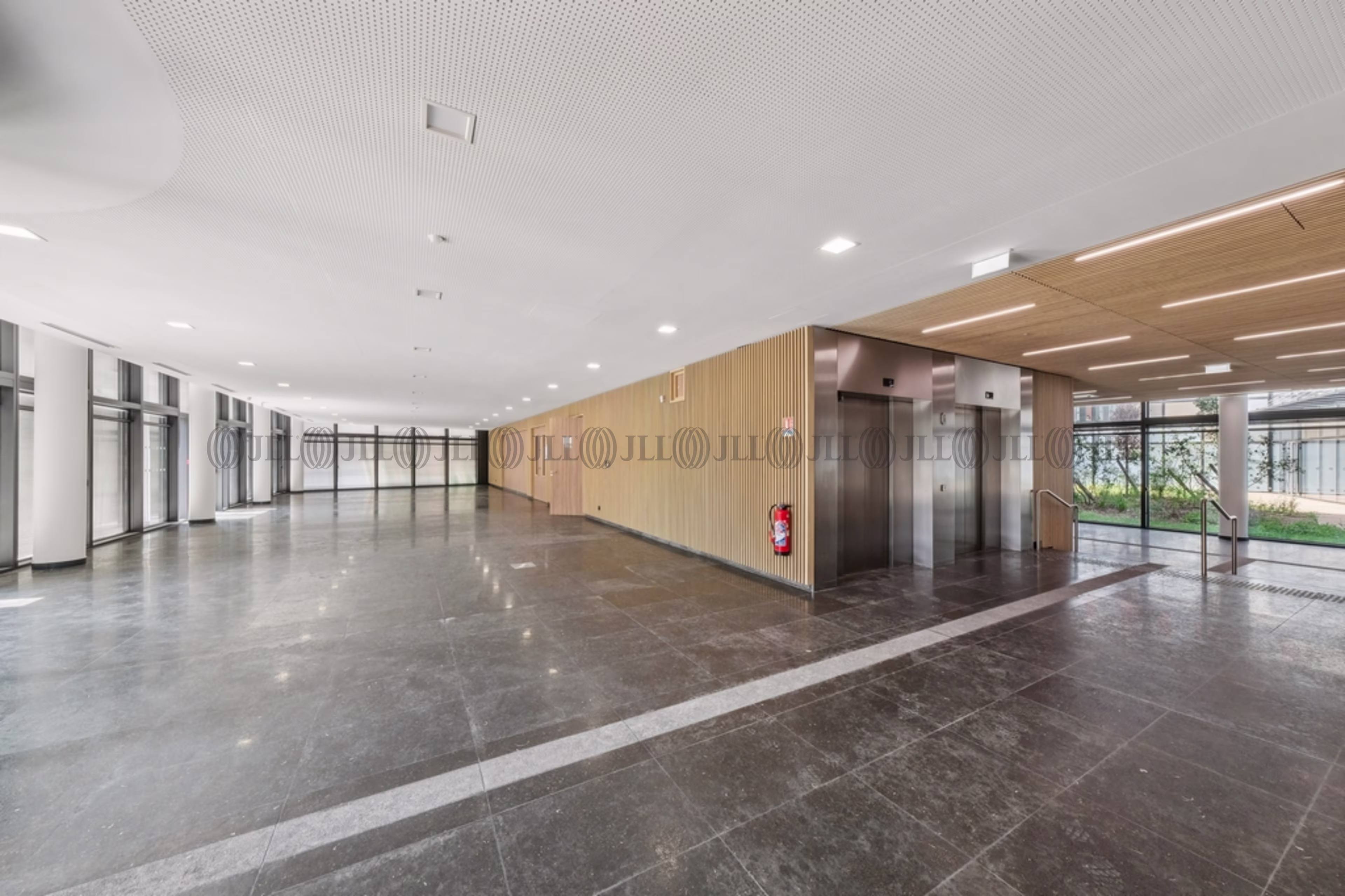 64-78 AVENUE GASTON ROUSSEL