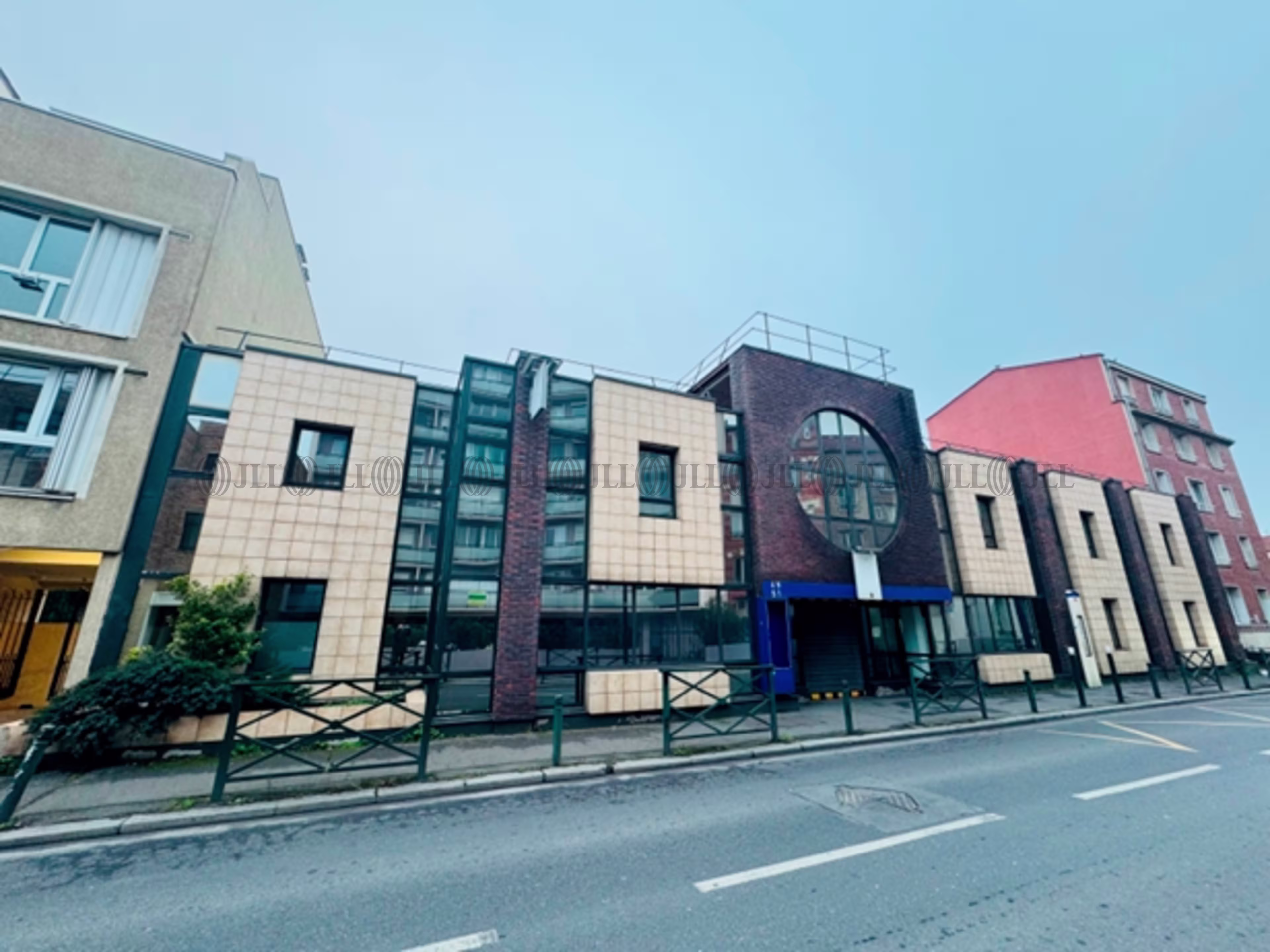 49-51 RUE DE STALINGRAD