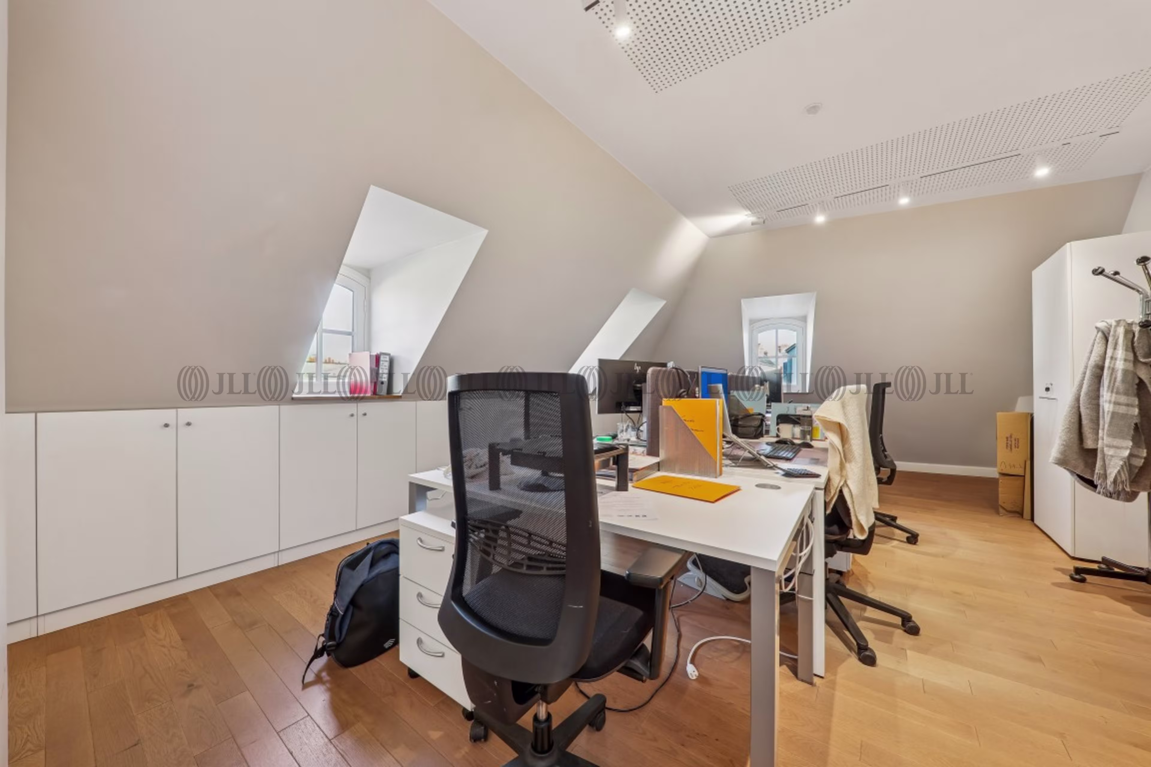 90 RUE DE MIROMESNIL