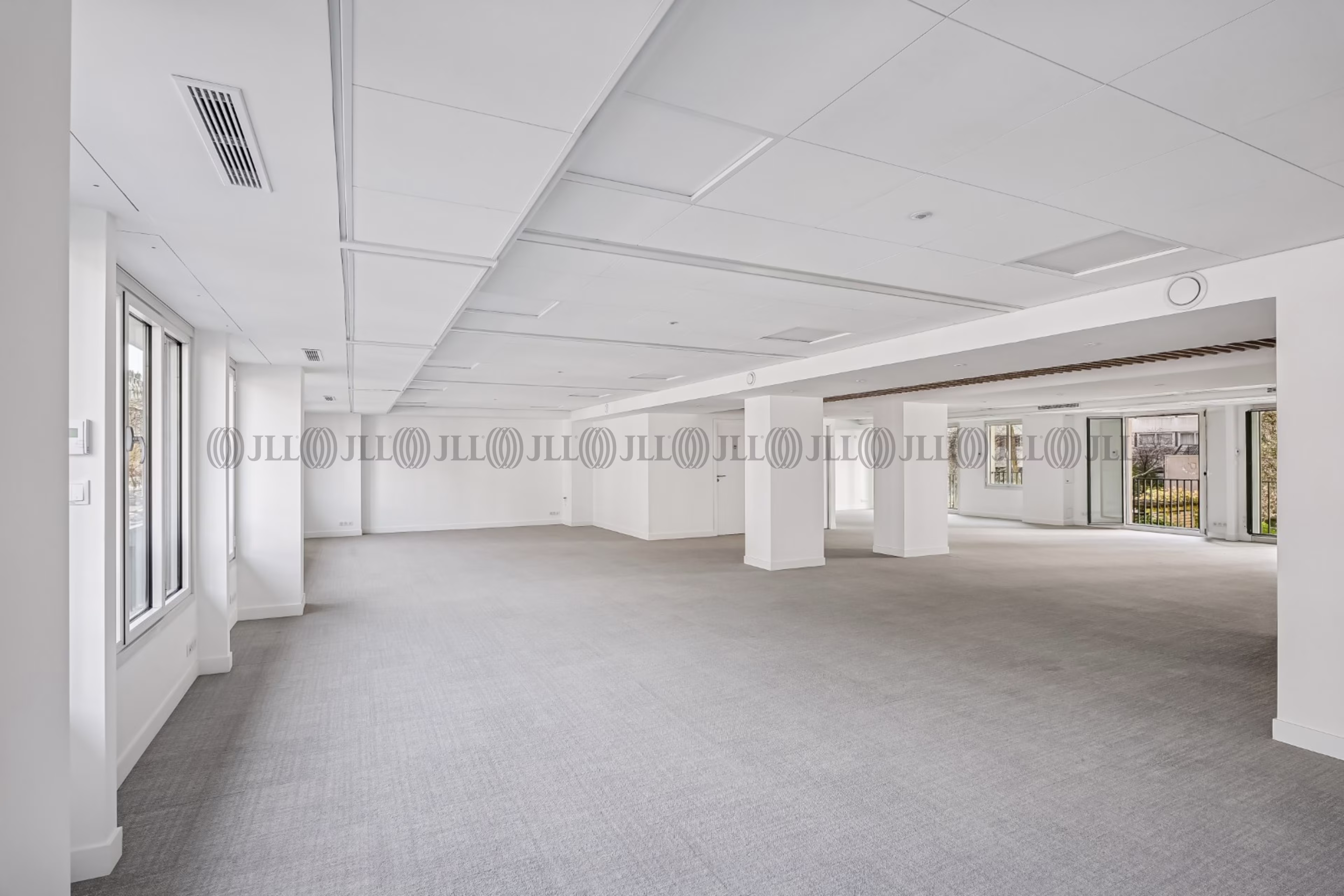 24 BOULEVARD DE GRENELLE