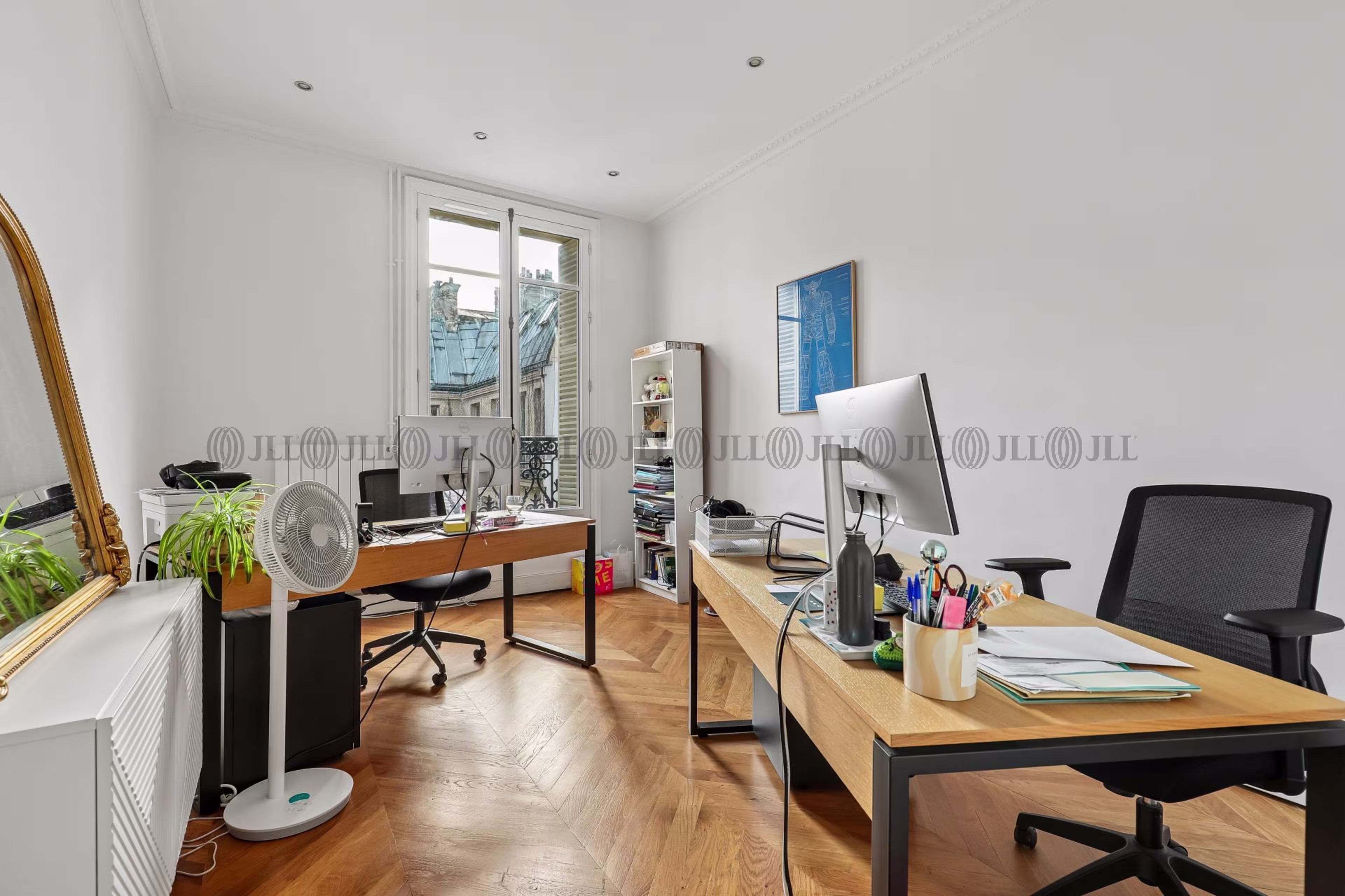 7-9 RUE LA BOETIE