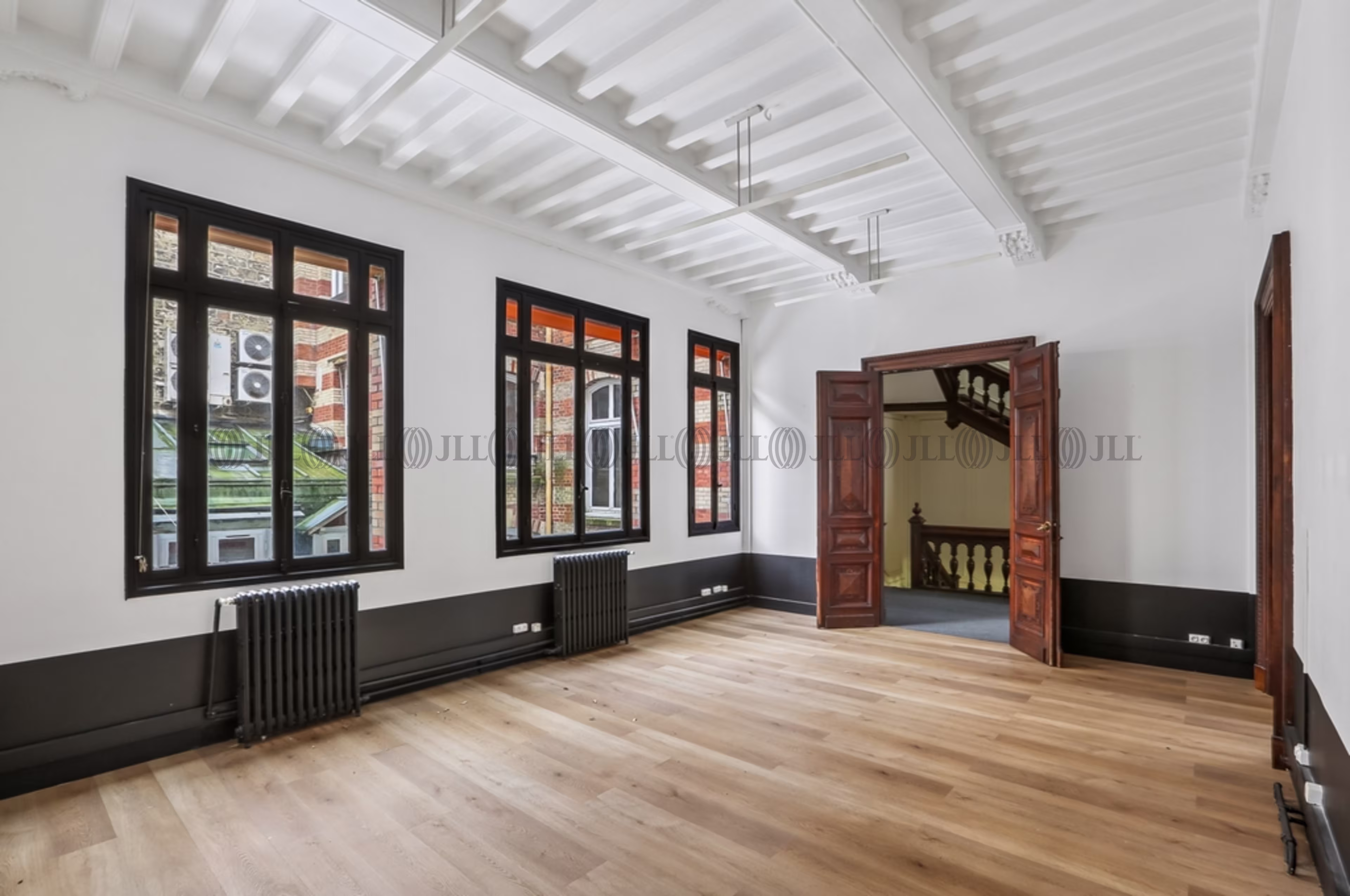 6 RUE DU GENERAL CLERGERIE