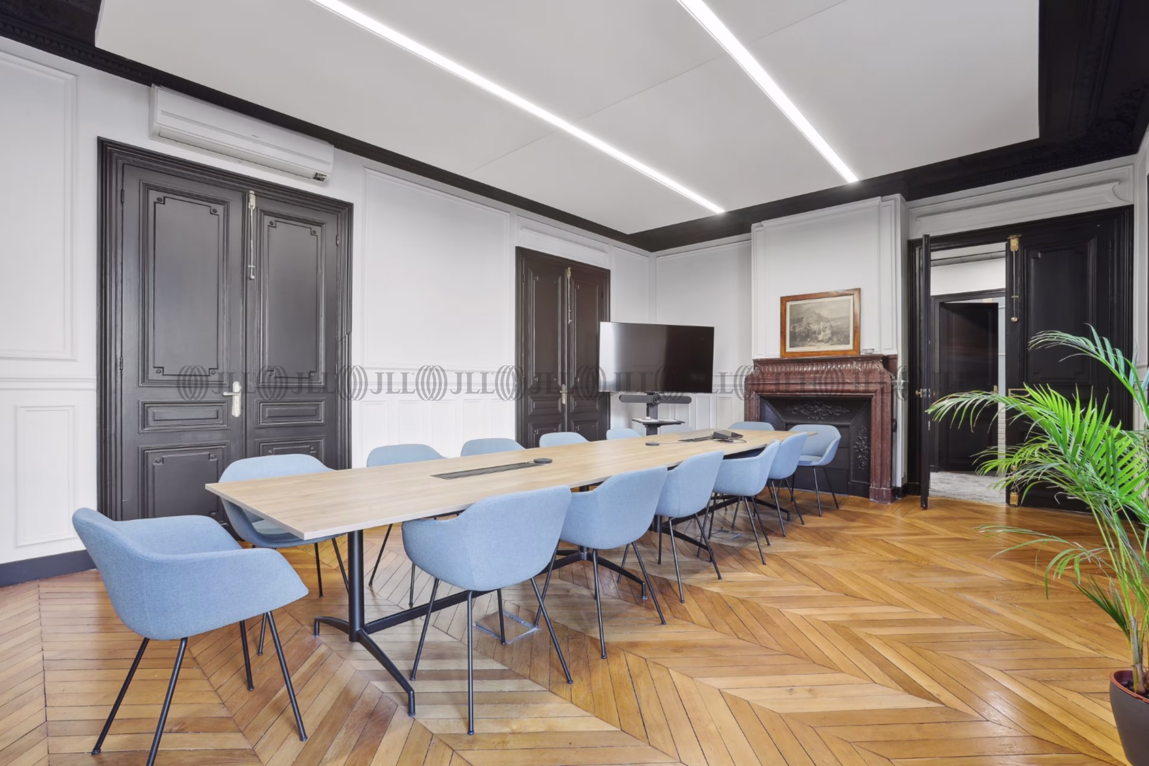 10 AVENUE DE MESSINE