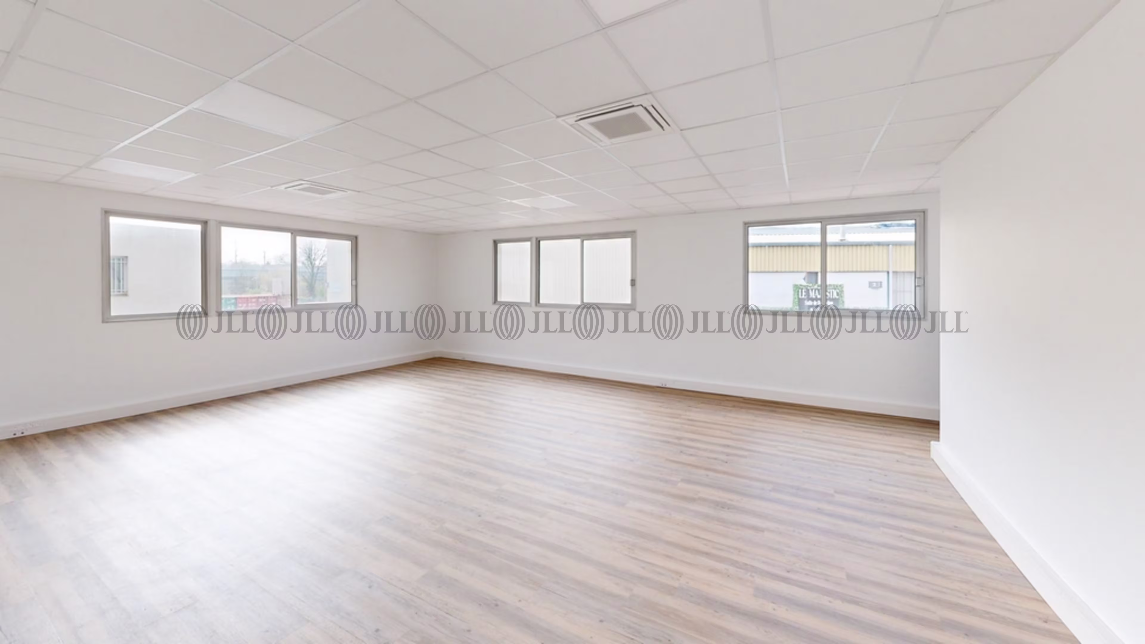5 RUE CHARLES FRANCOIS DAUBIGNY