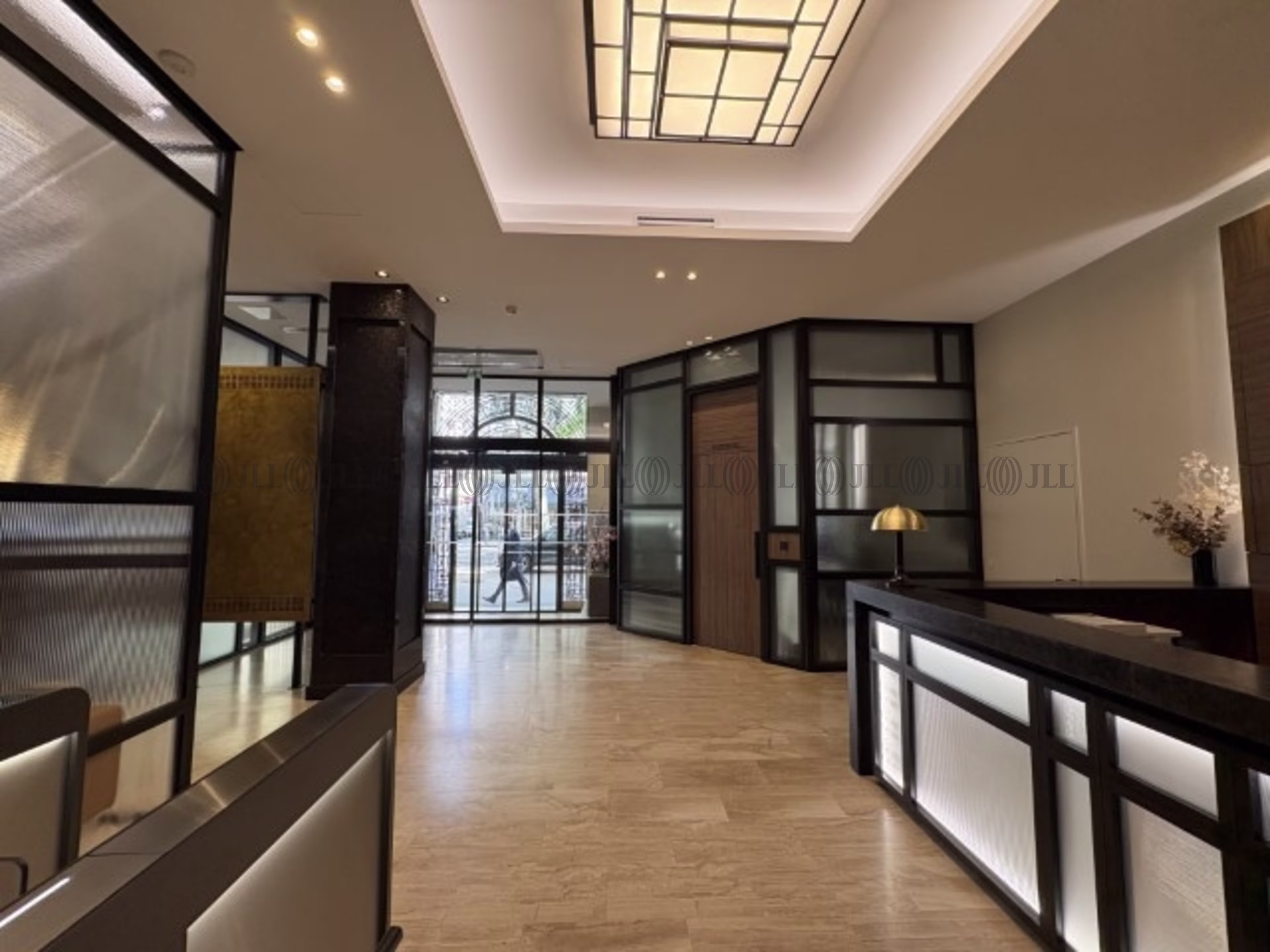 58 AVENUE MARECHAL FOCH