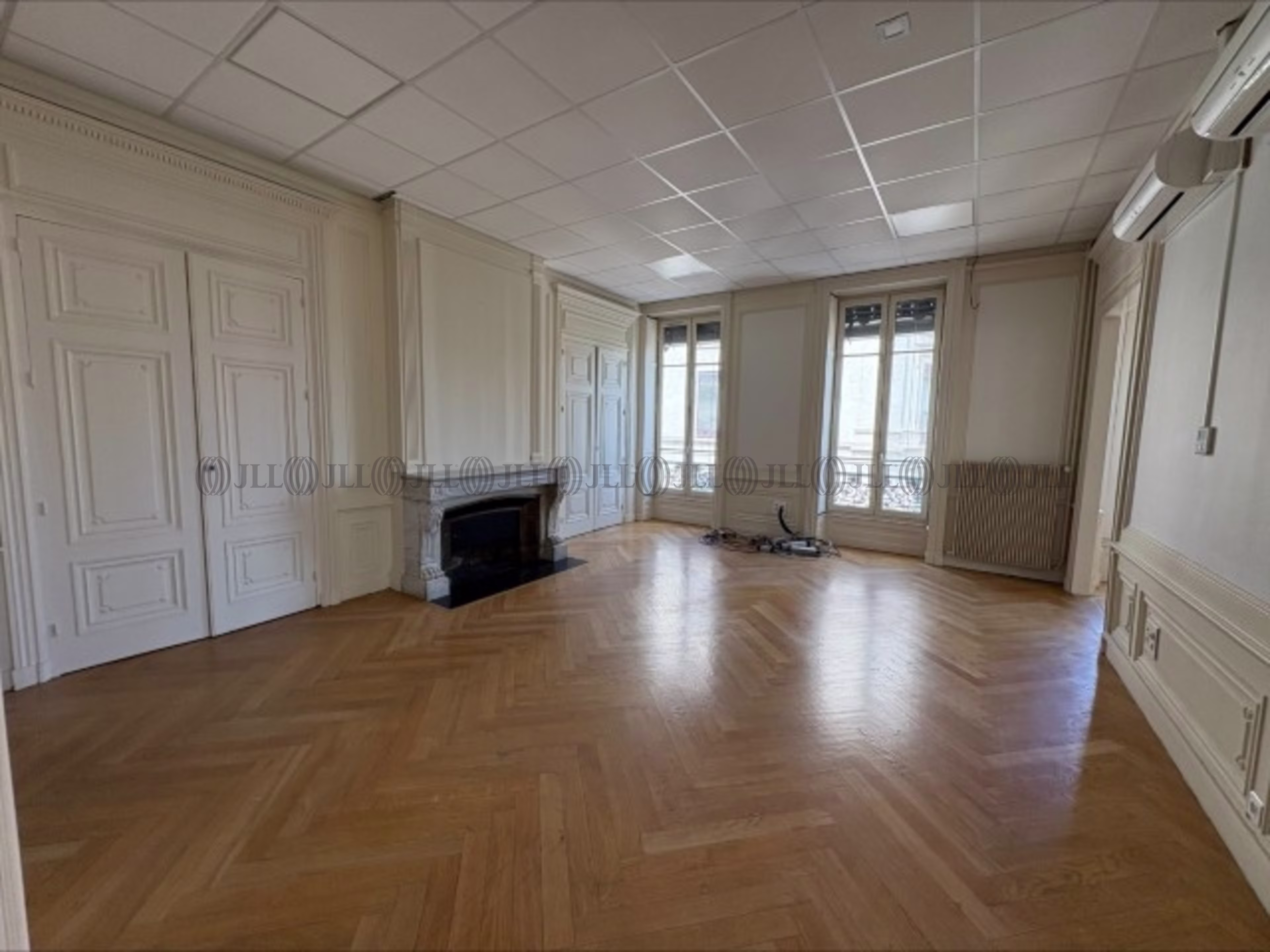 48 RUE DE LA REPUBLIQUE