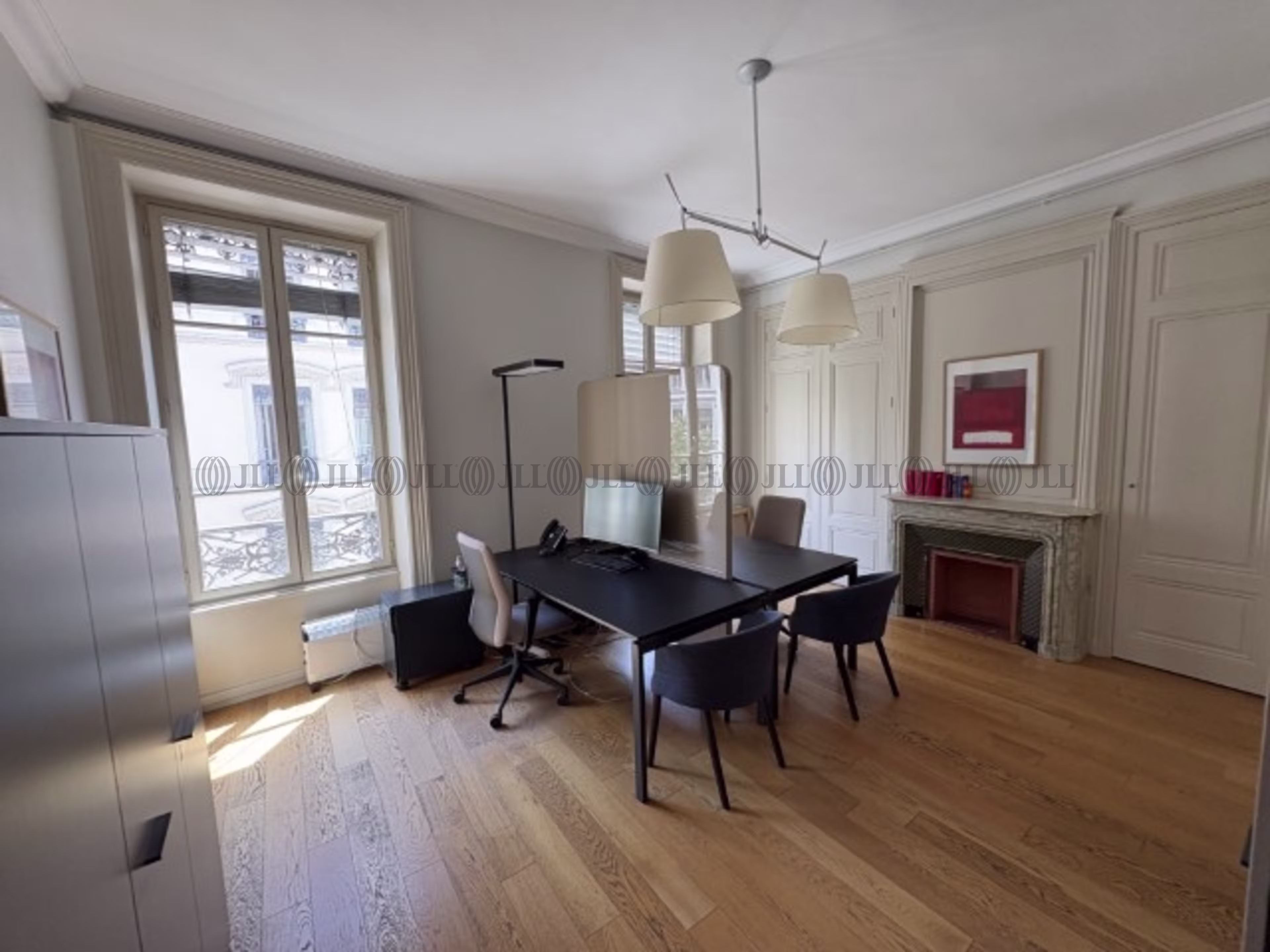 30 RUE DE LA REPUBLIQUE