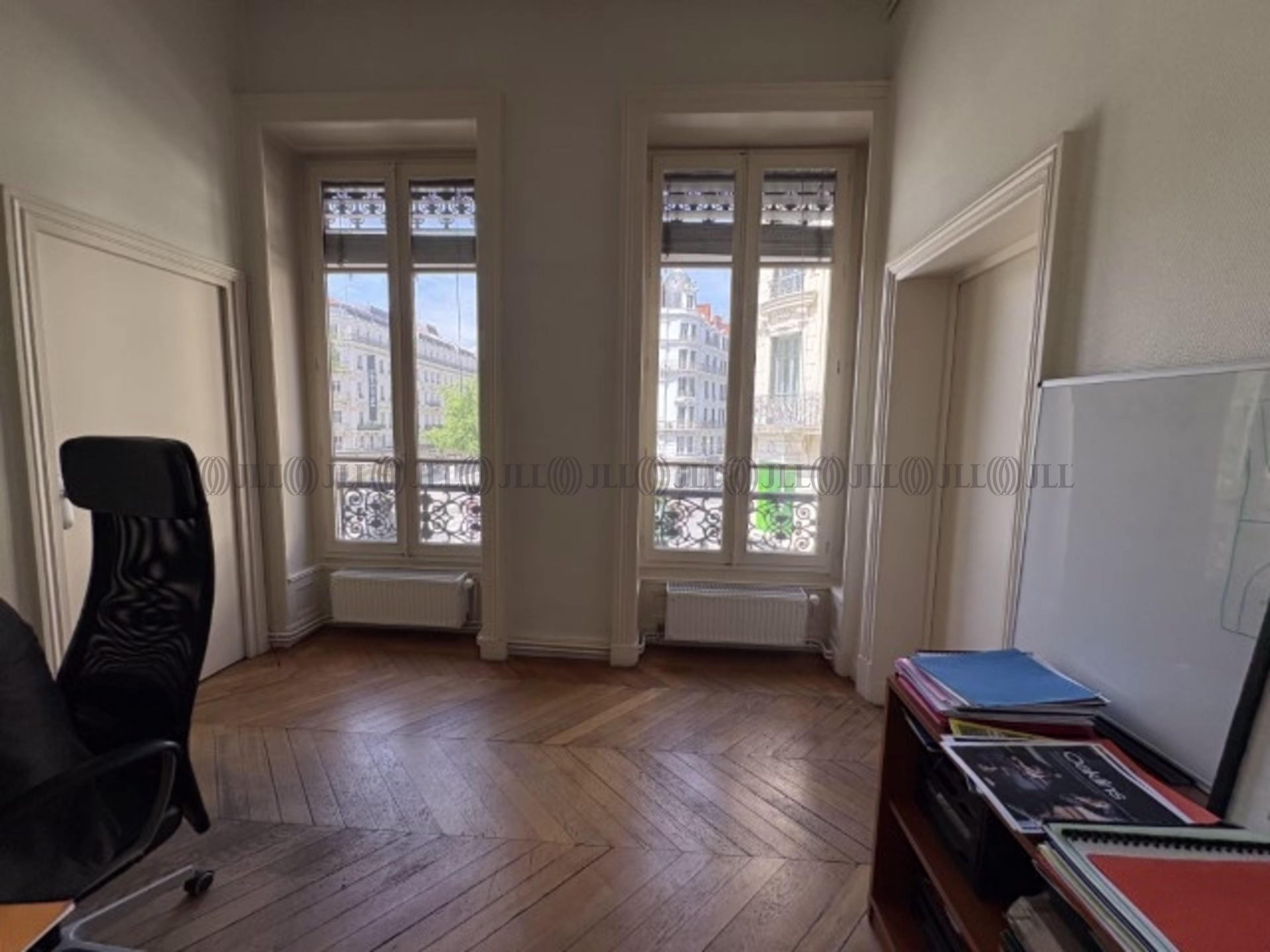 55 RUE DE LA REPUBLIQUE