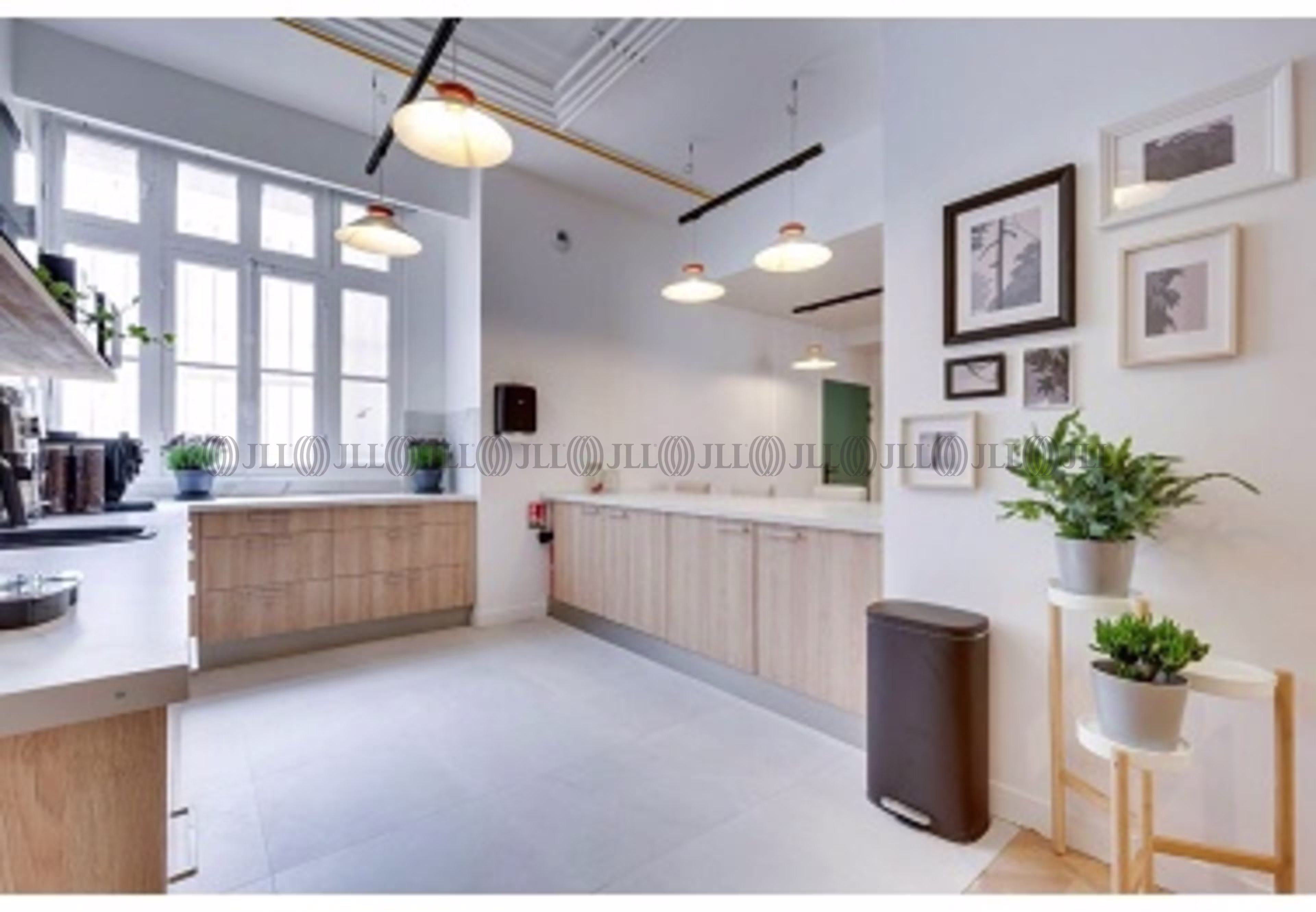 39 AVENUE VICTOR HUGO