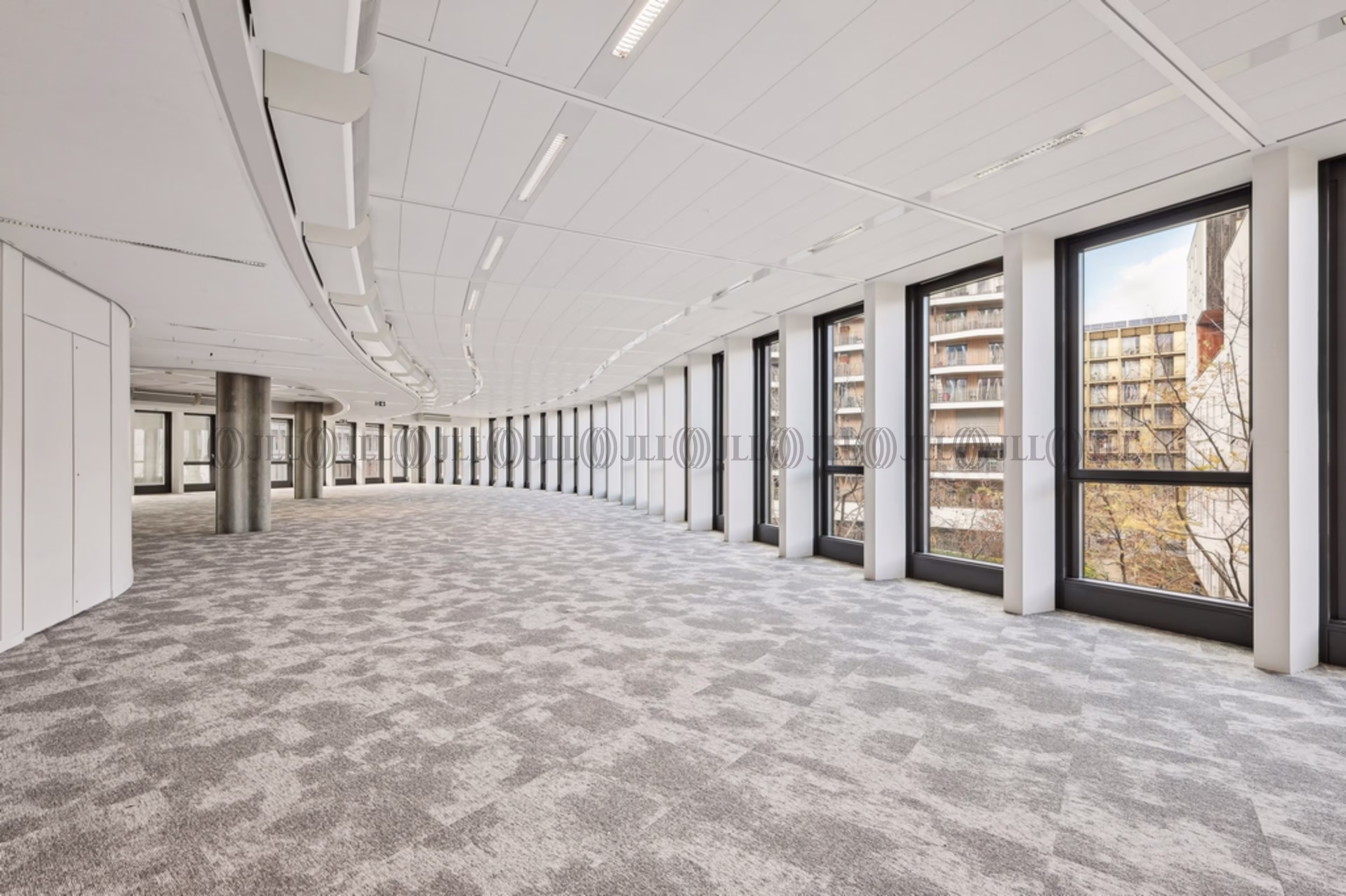 40 AVENUE PIERRE LEFAUCHEUX