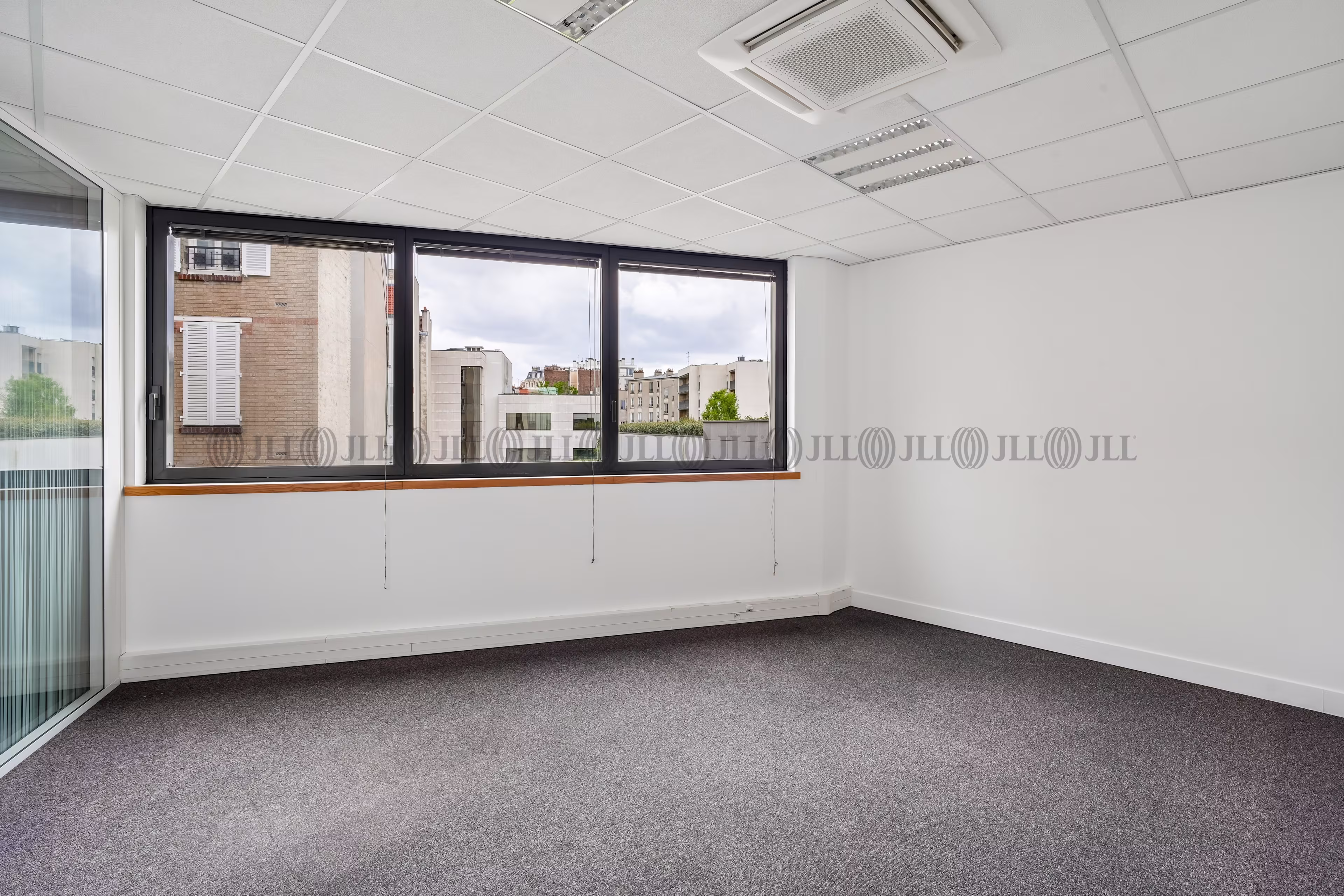 10-12 RUE MASSUE