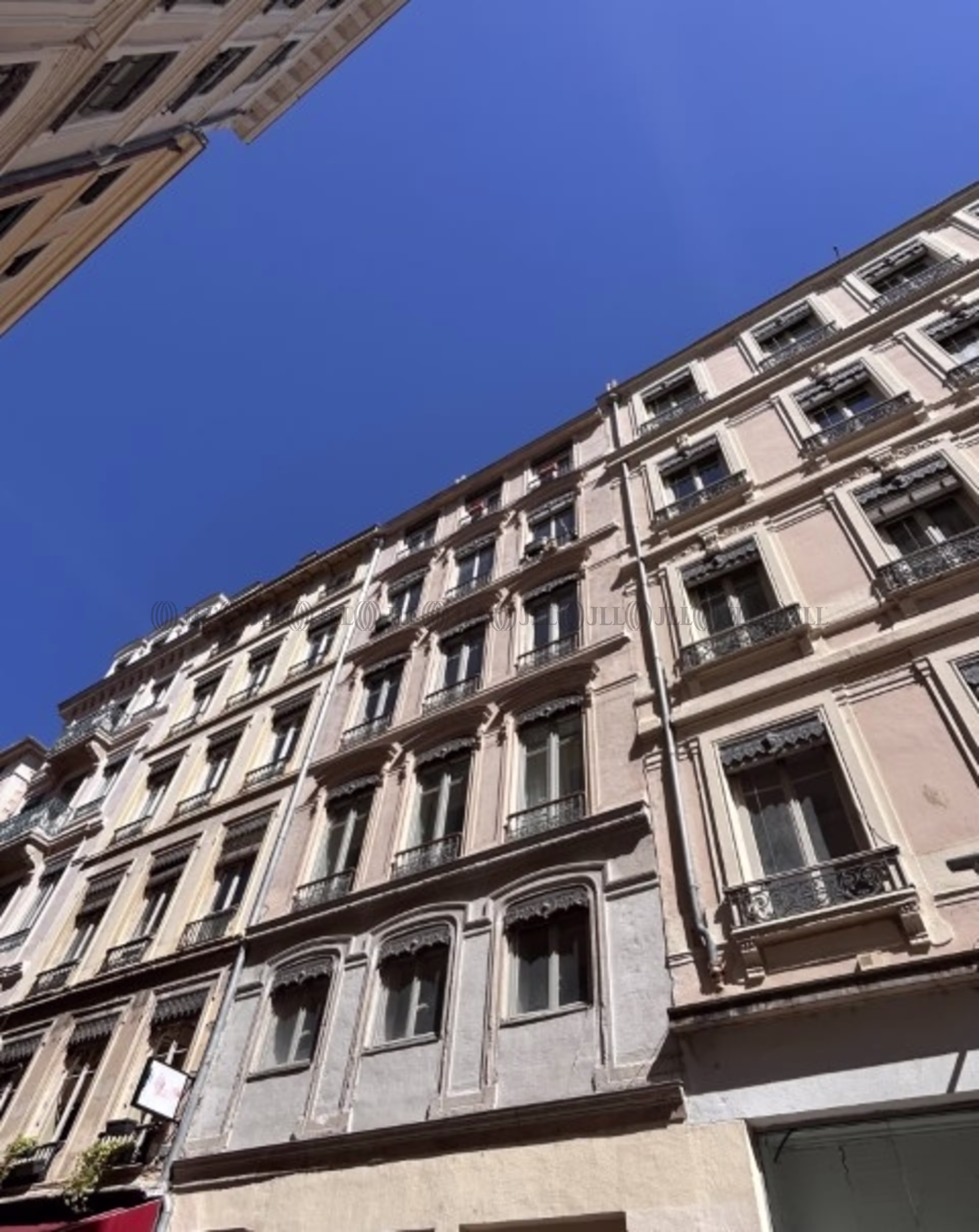 35 RUE TUPIN