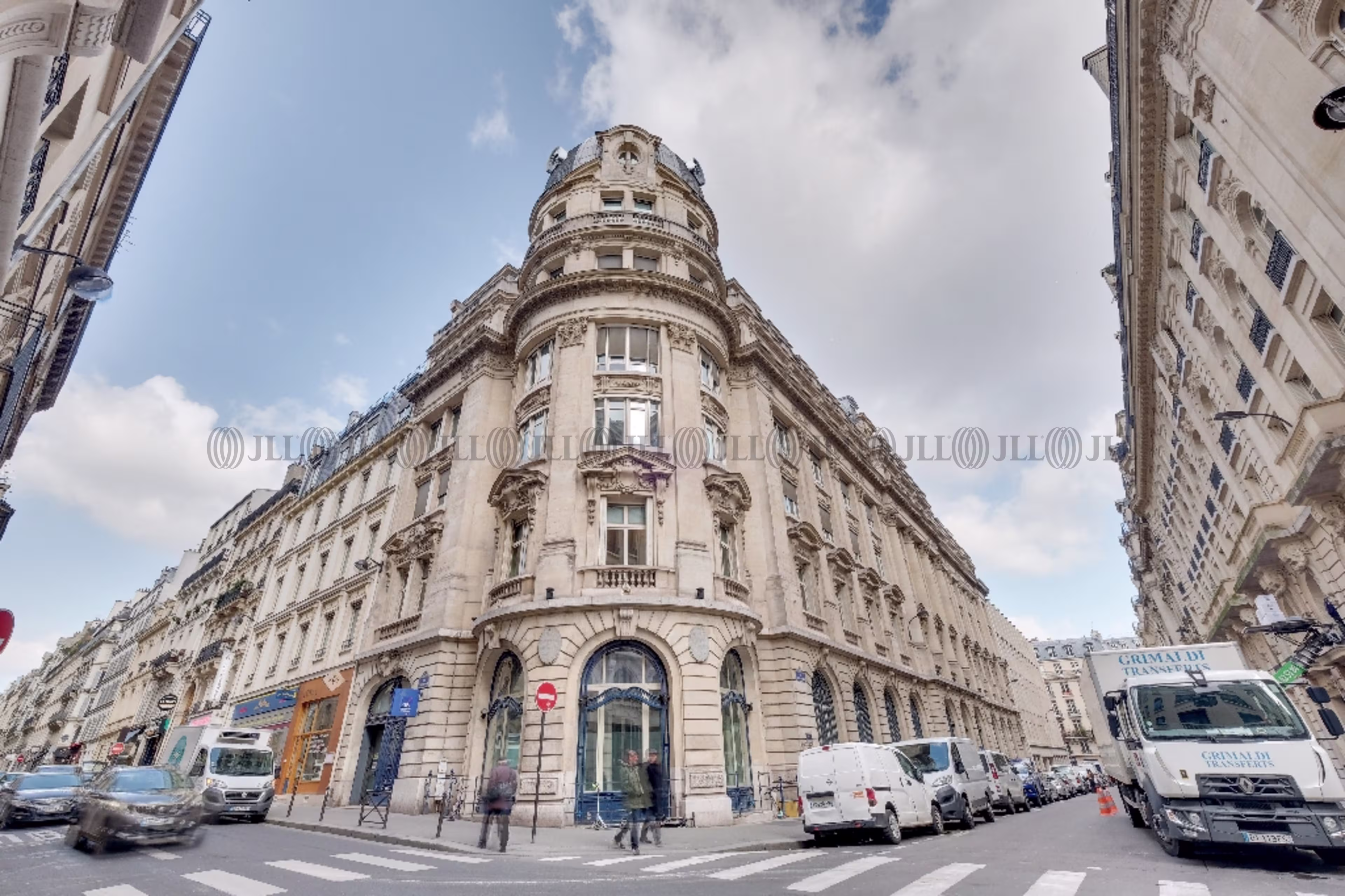 2-4 RUE JULES LEFEBVRE