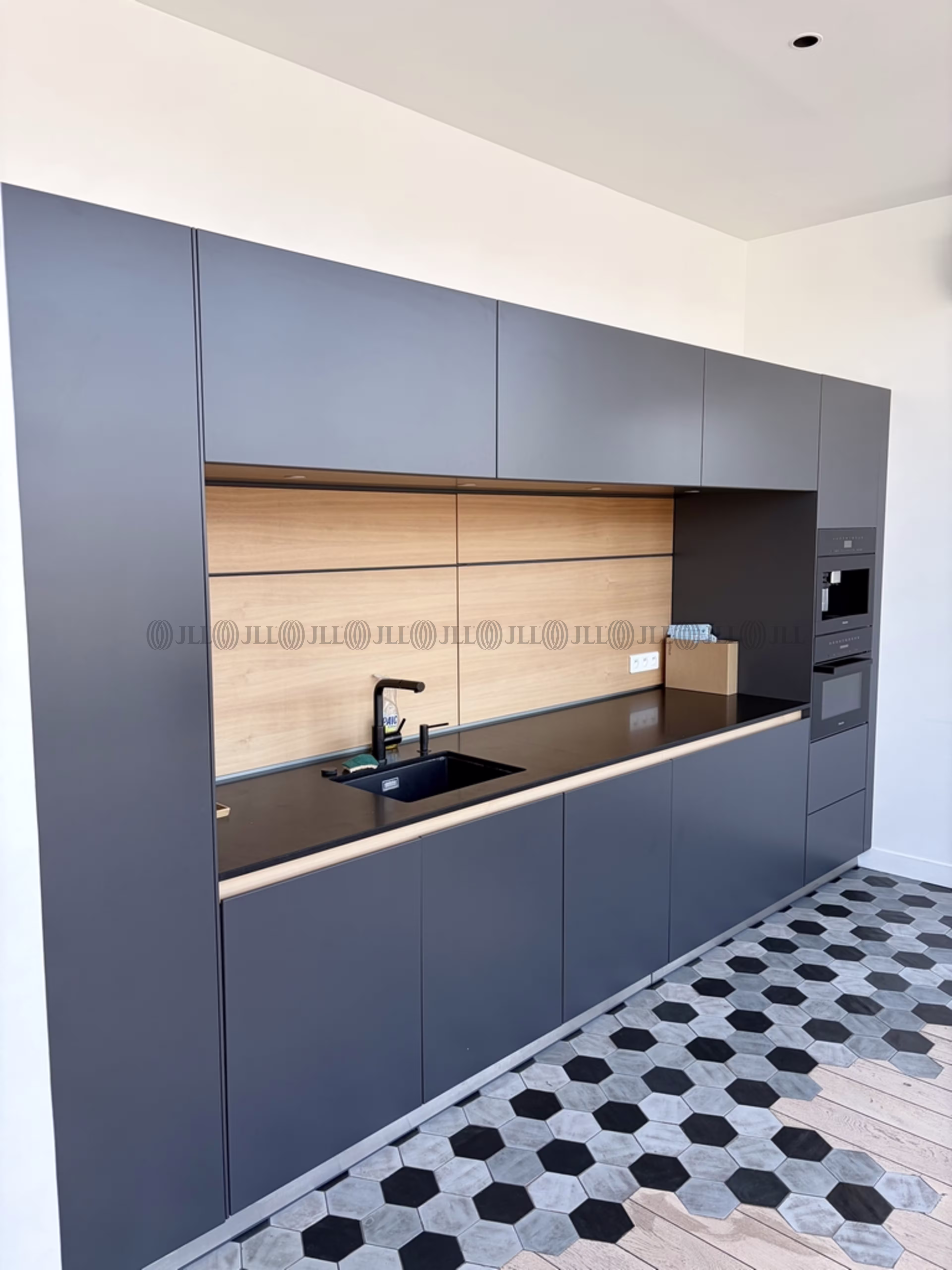 28-30 RUE EDOUARD VAILLANT