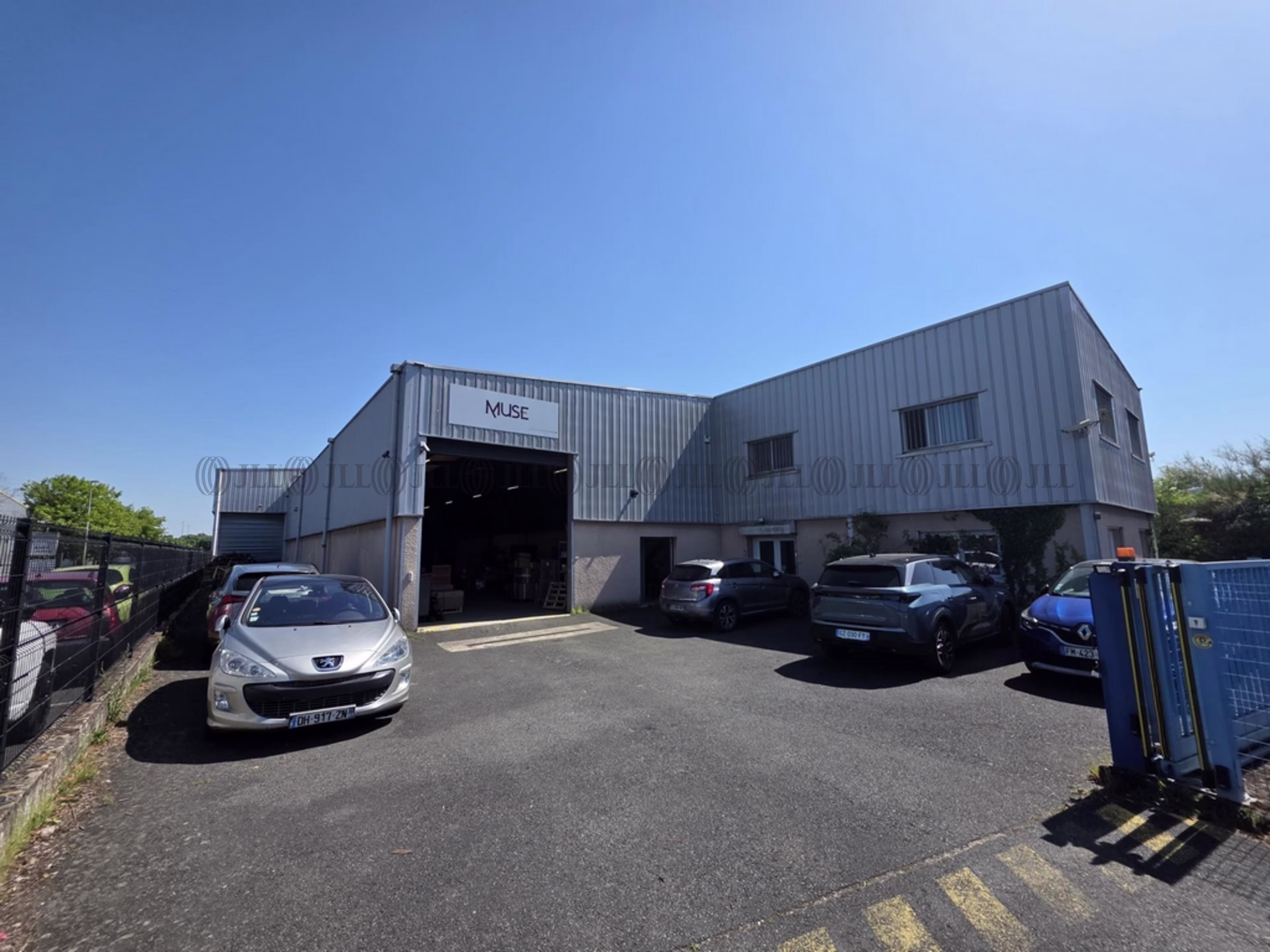 1210 AVENUE DE LOSSBURG