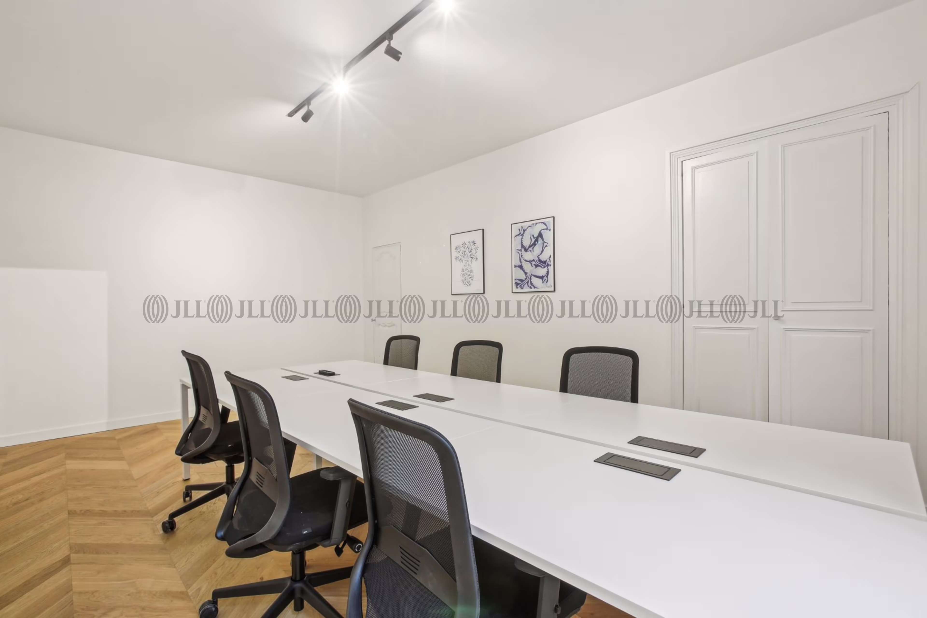 242 RUE DE RIVOLI