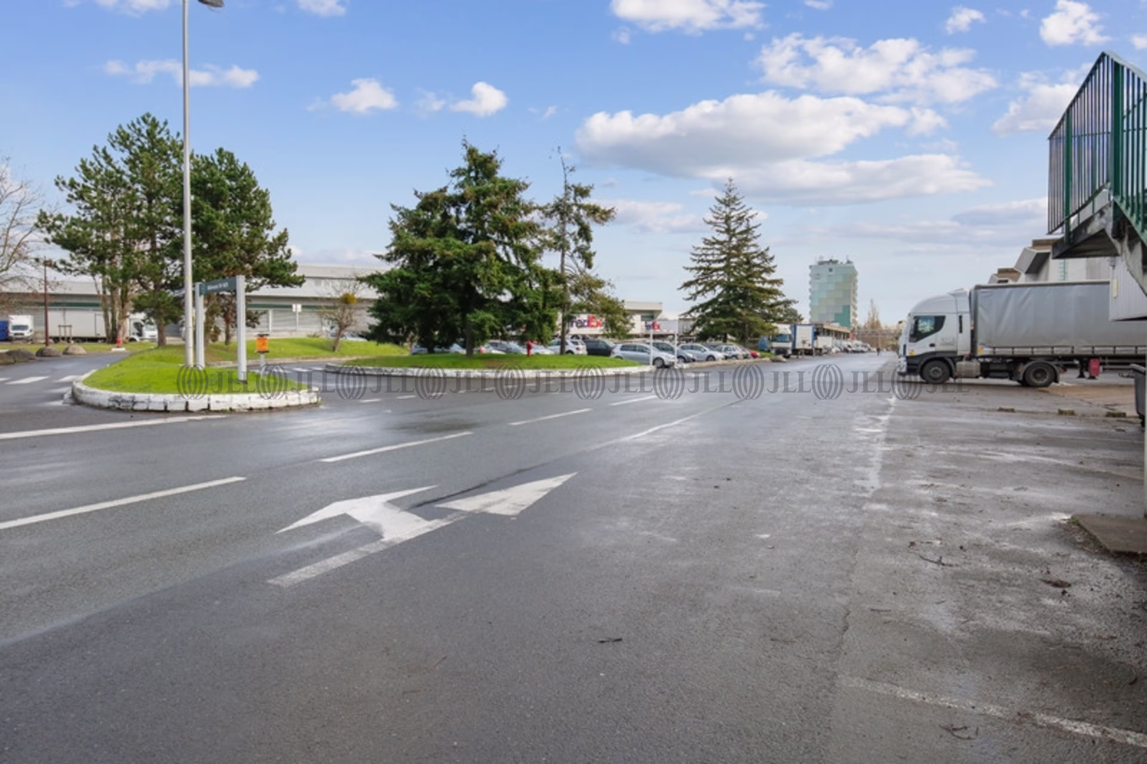 RUE ROBERT BREMOND