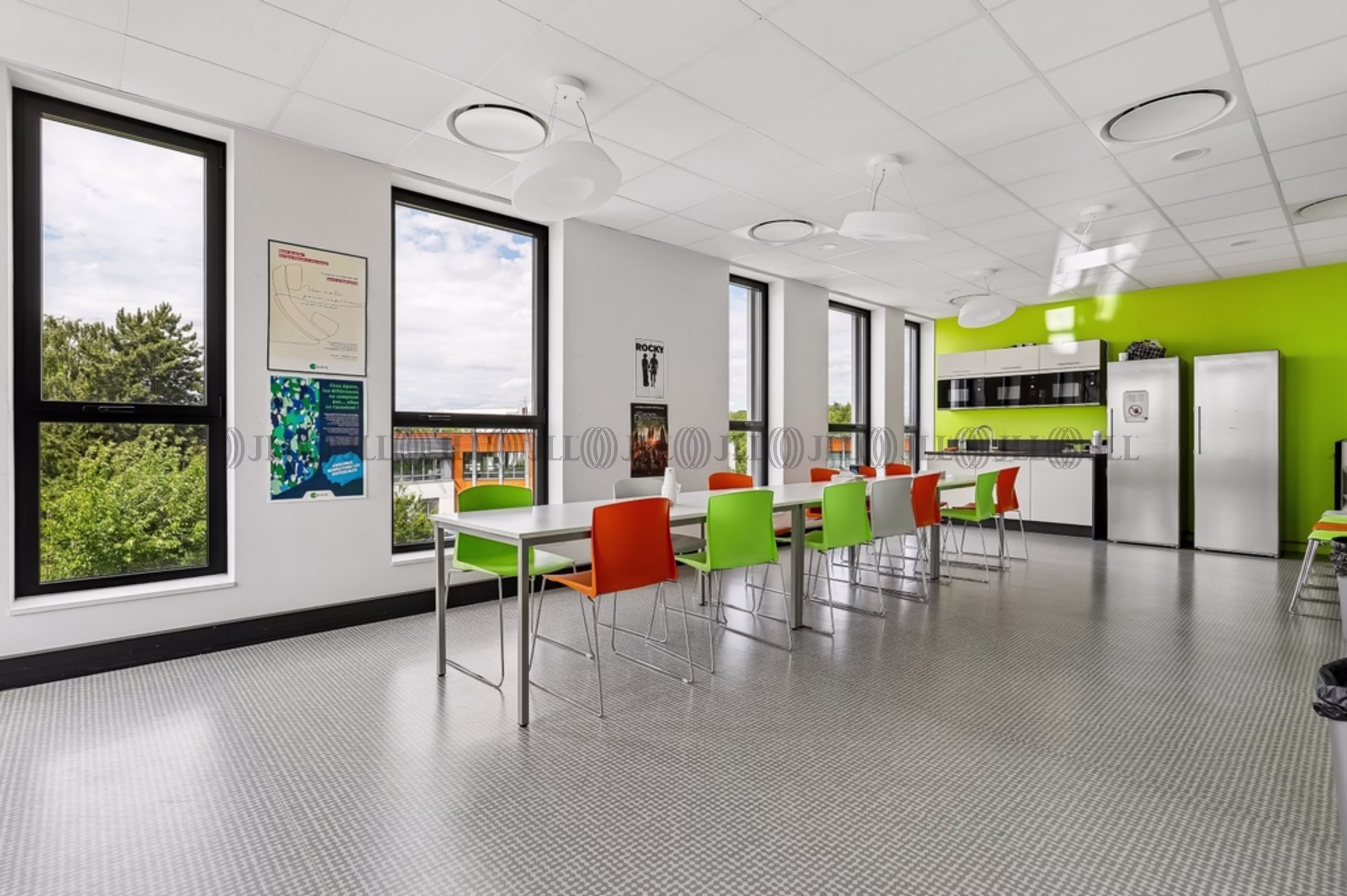 340 AVENUE DE LA MARNE