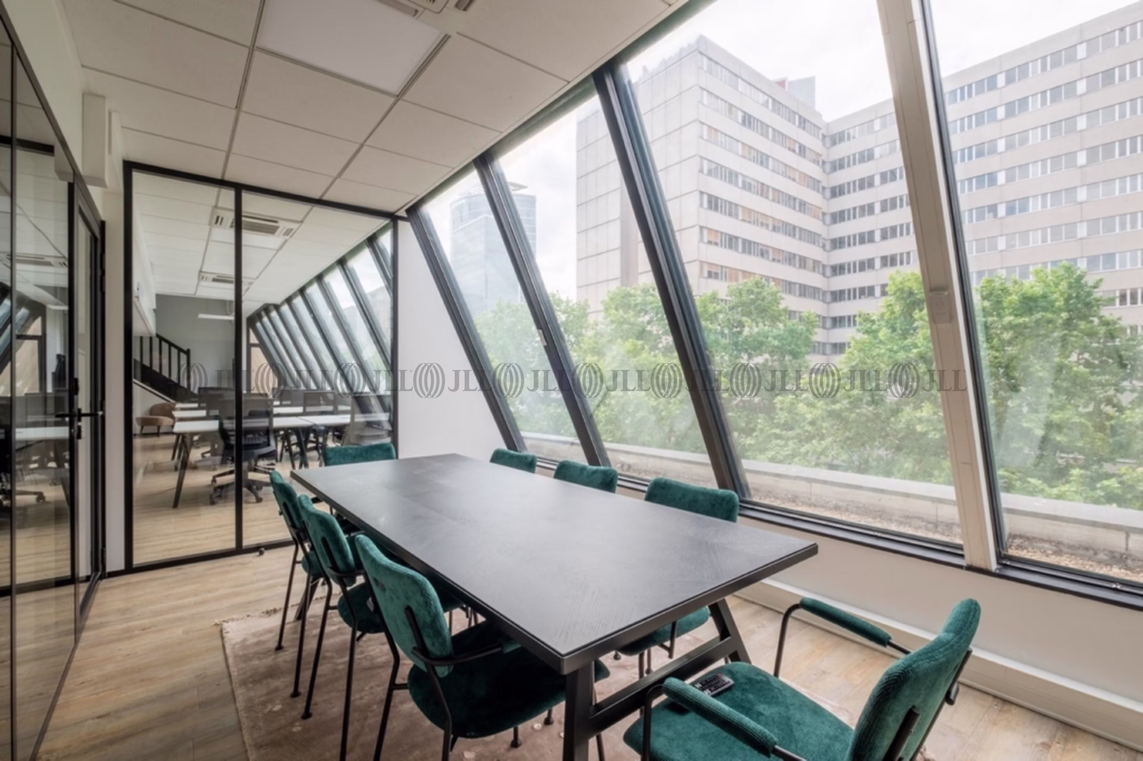 17-21 BOULEVARD EUGENE DERUELLE