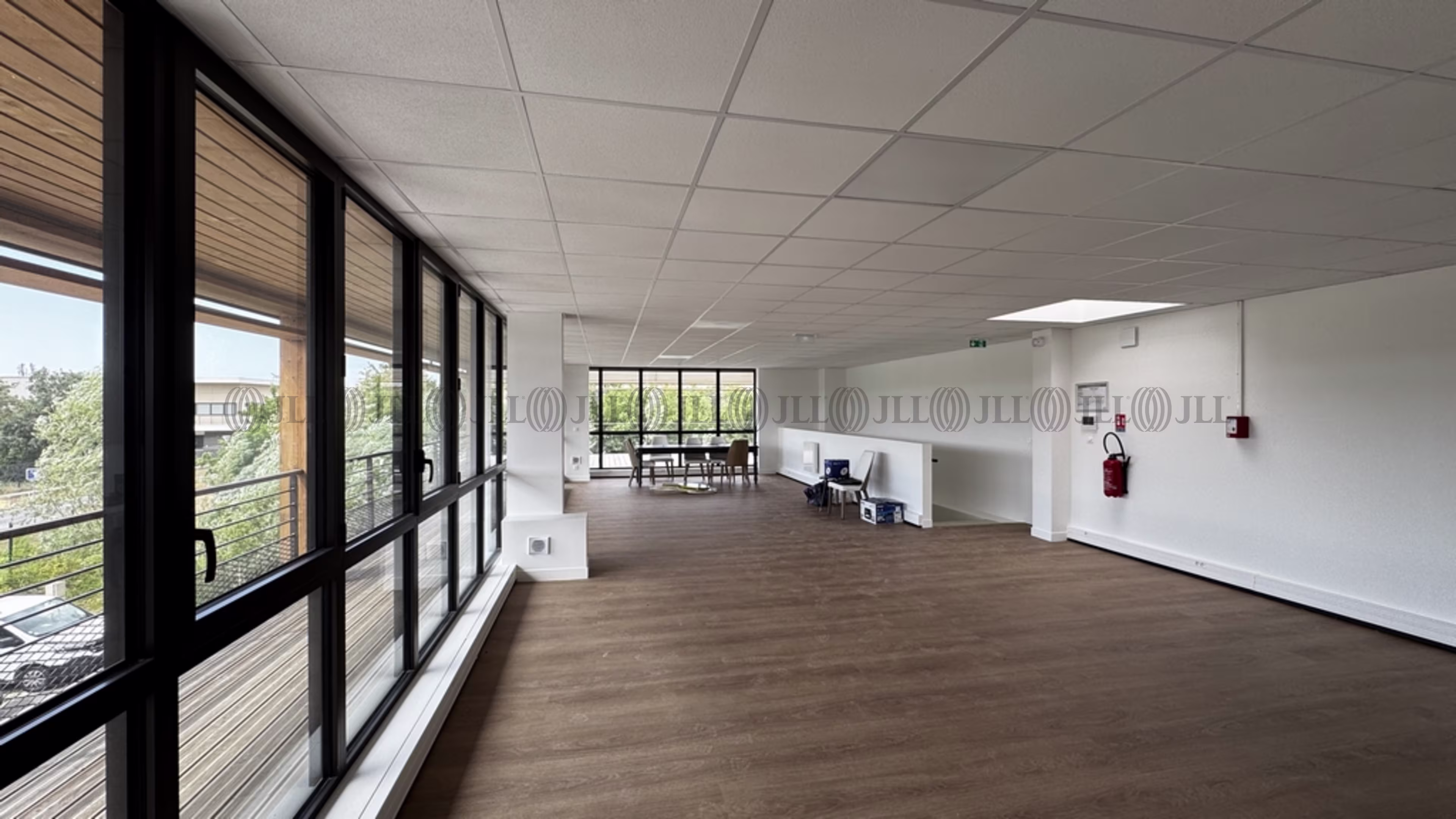 TECHNOPARC DE LAMIRAULT - BAT F - LOT F4