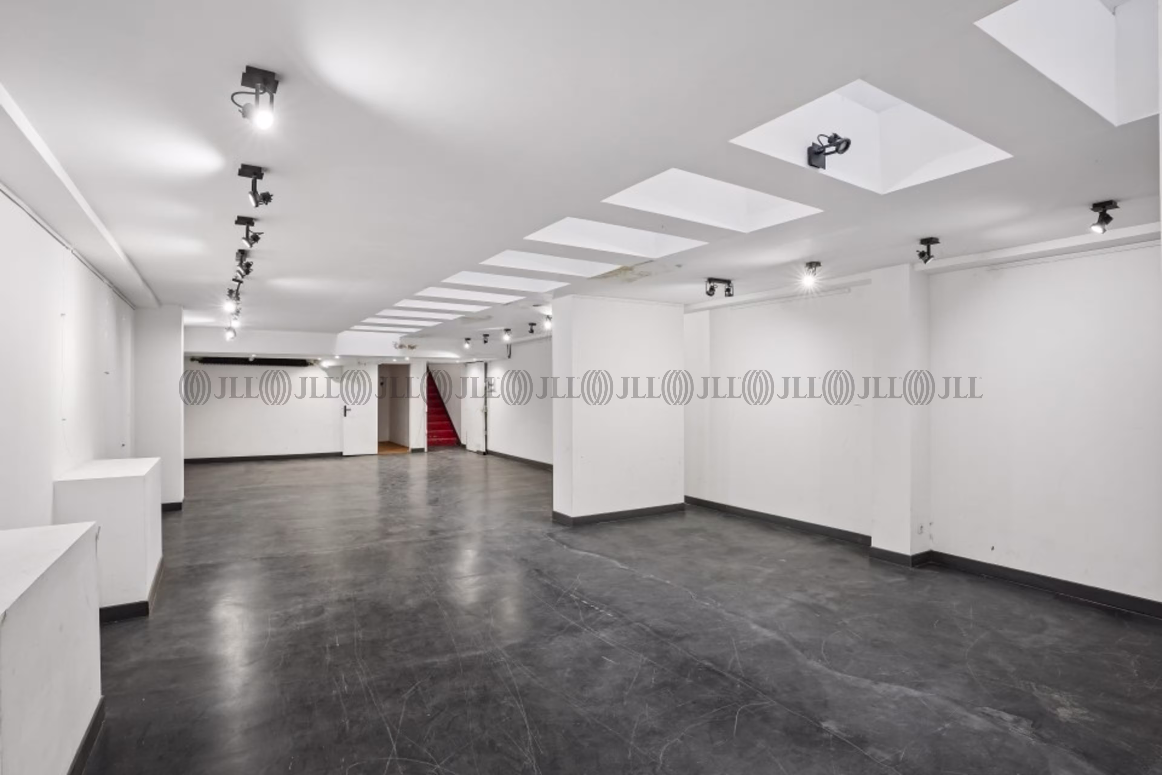 9 RUE DU DEBARCADERE