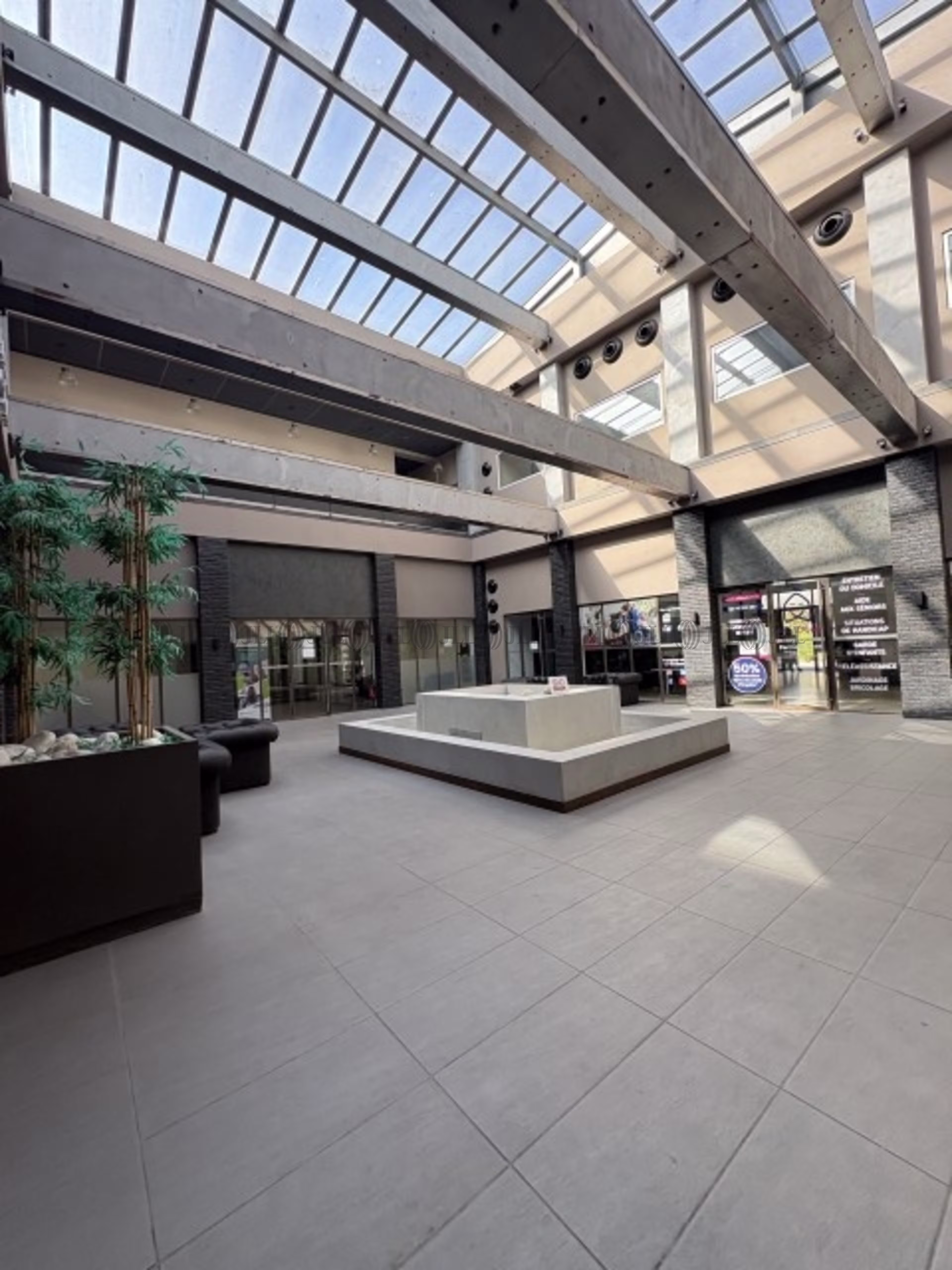22 BOULEVARD CHARLES MORETTI