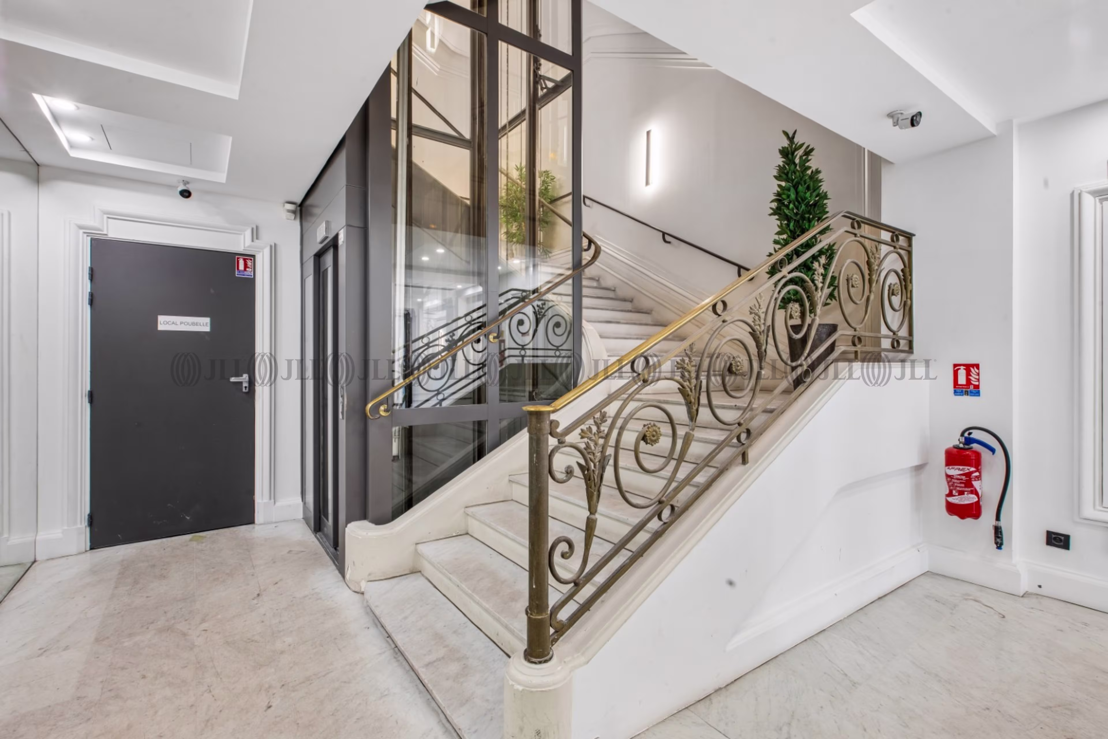 4 RUE HALEVY