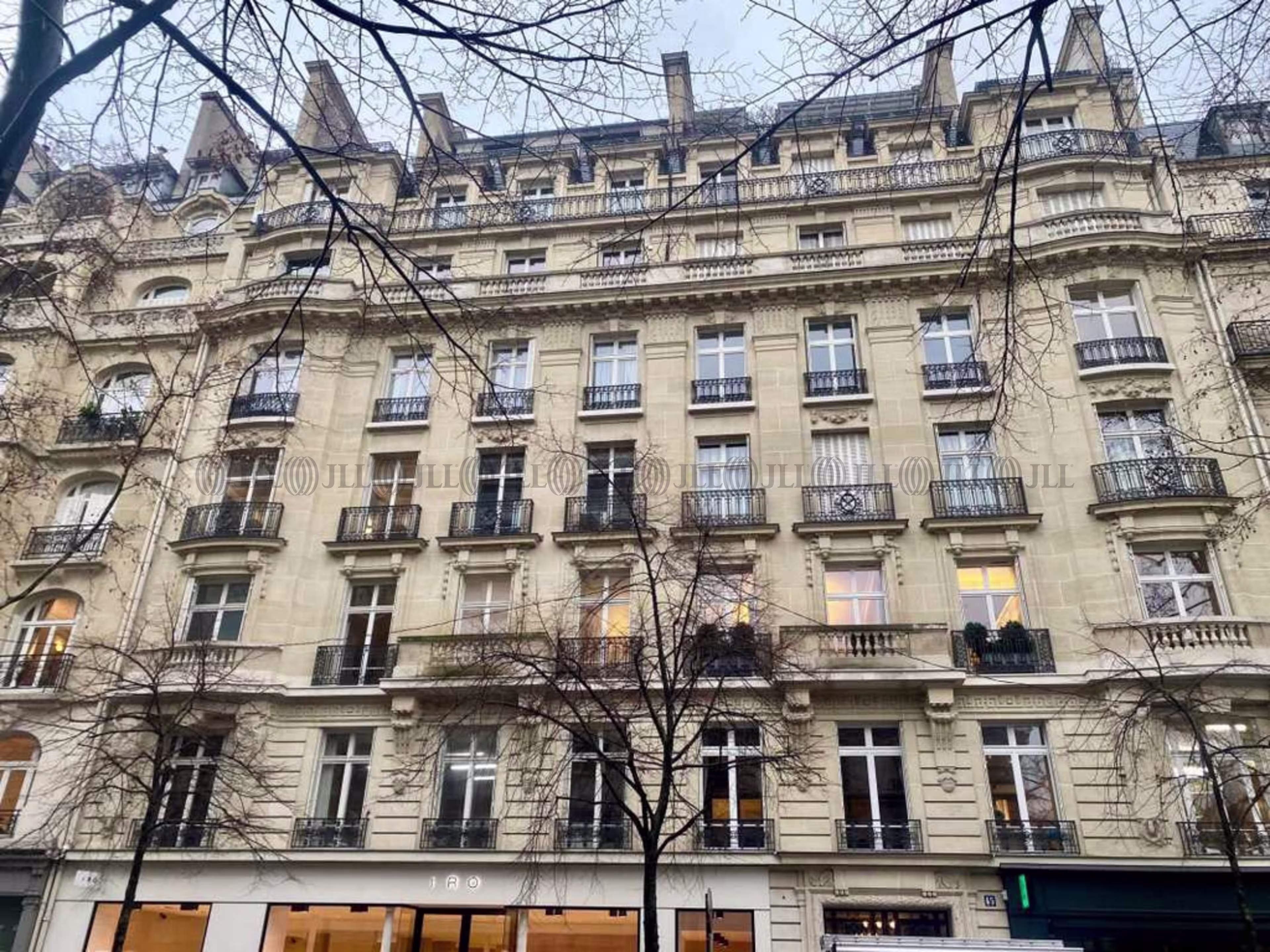 45 AVENUE VICTOR HUGO