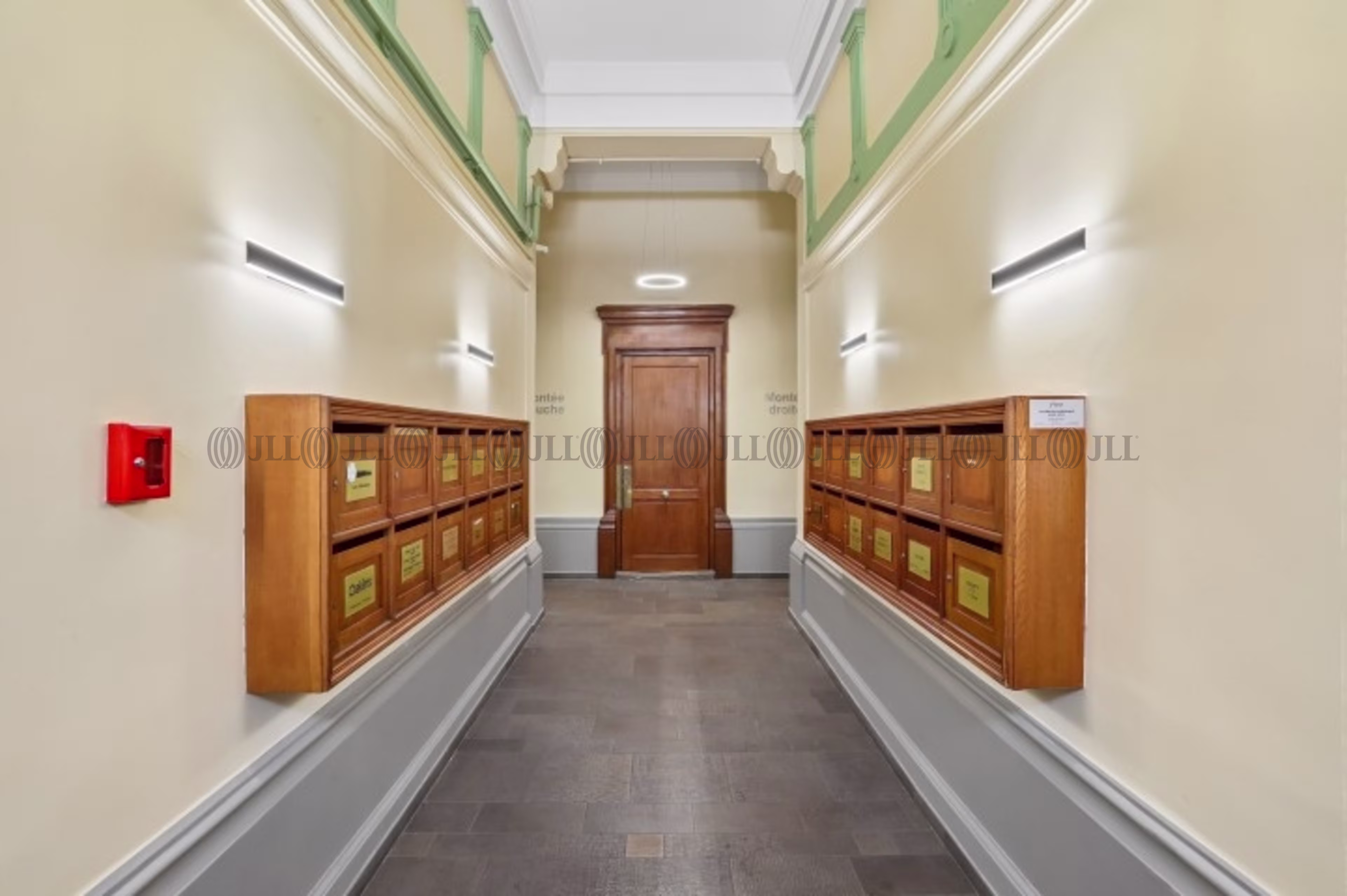 55 RUE DE LA REPUBLIQUE