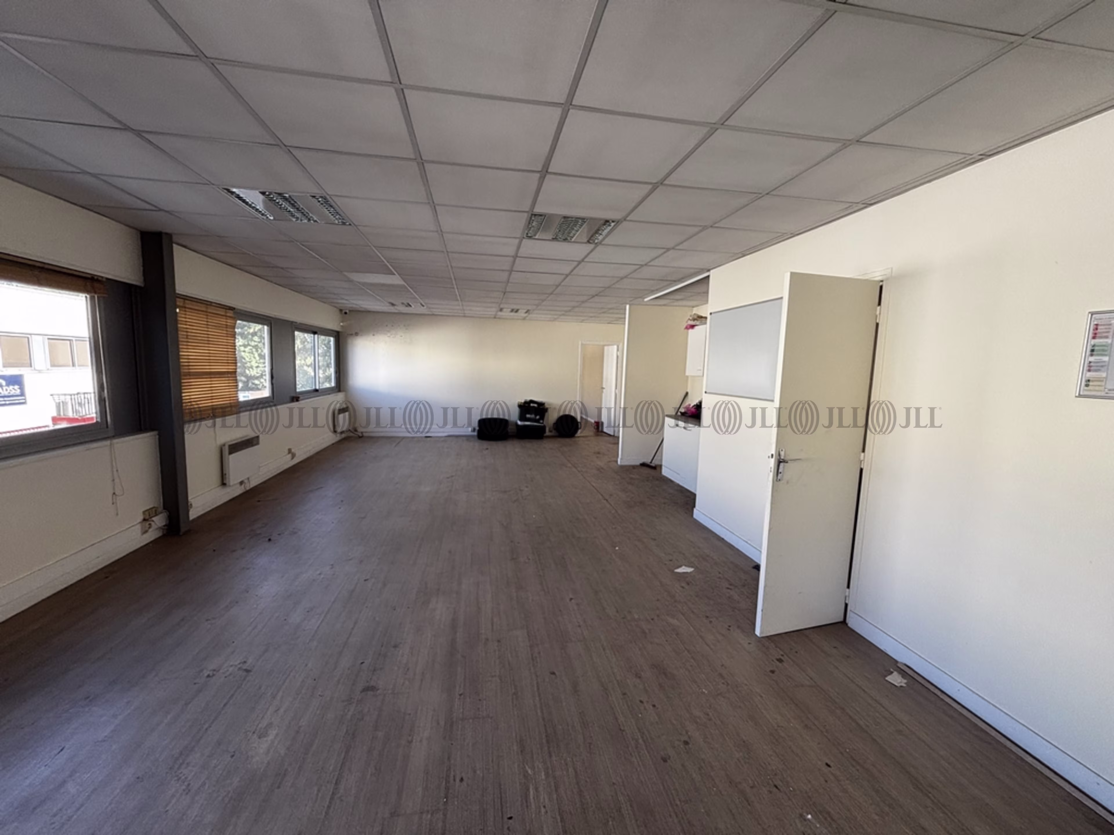 11 RUE MARCEL DASSAULT