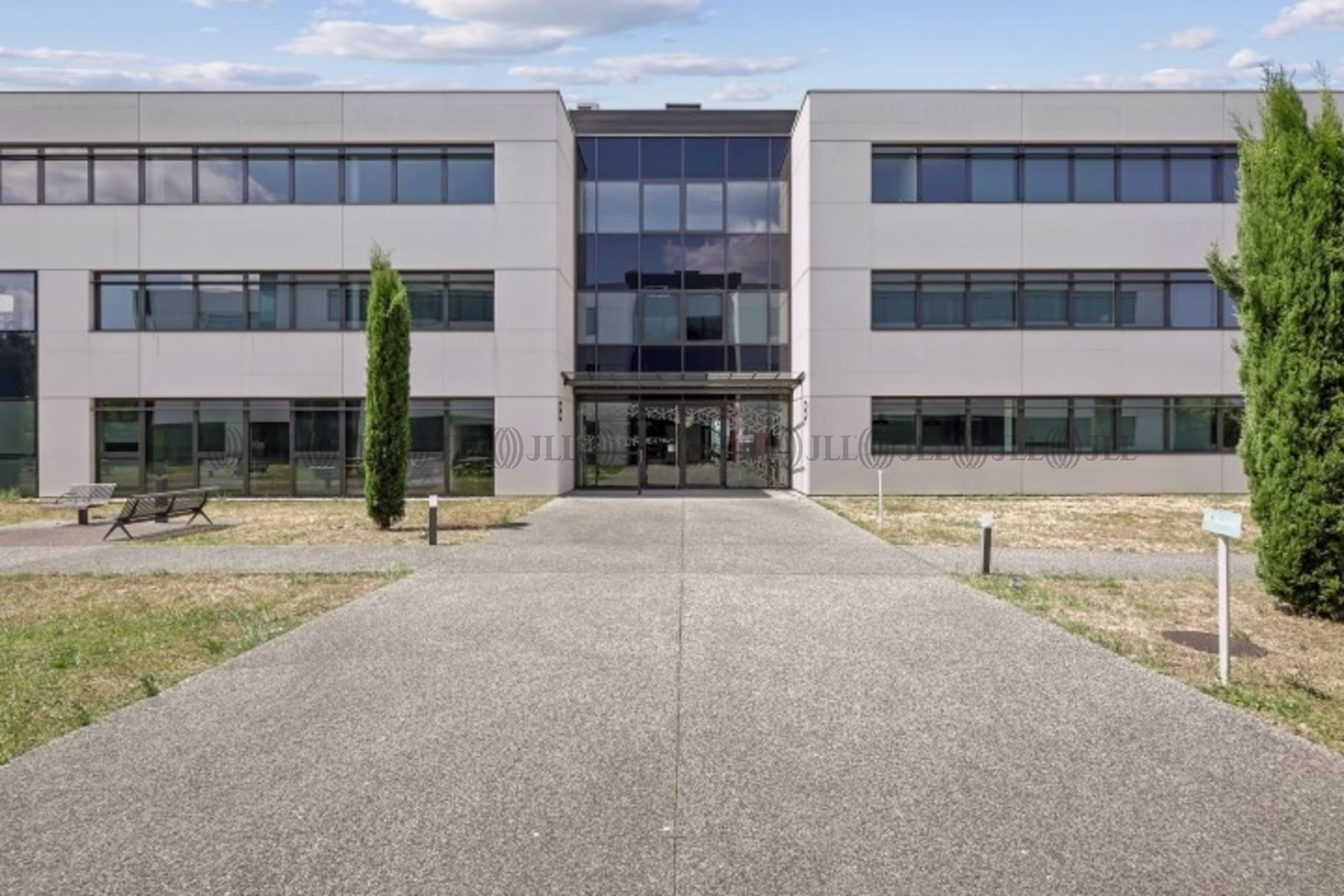 575-655 ALLEE DES PARCS