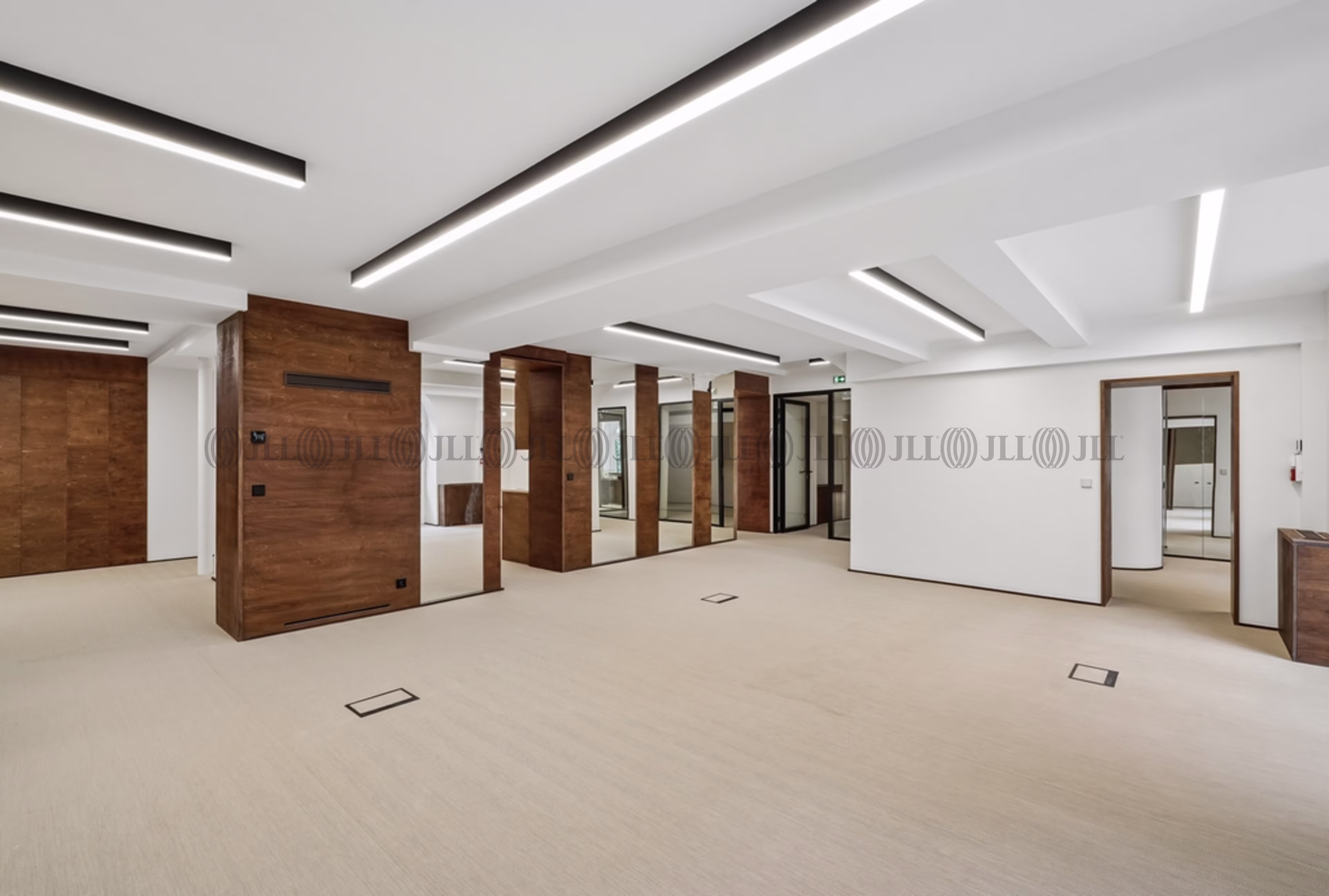 13 RUE VIVIENNE