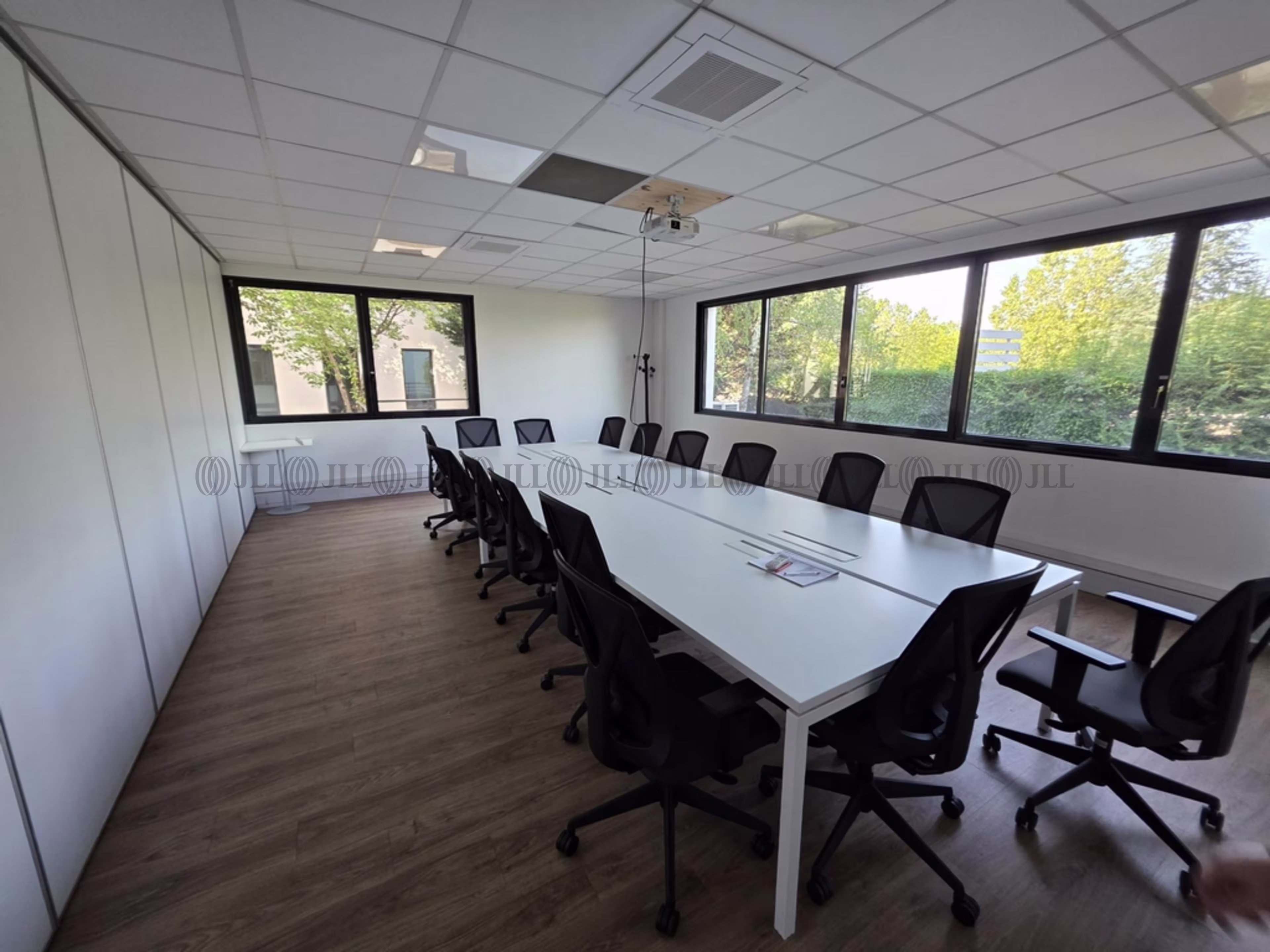 23 RUE MARYSE BASTIE