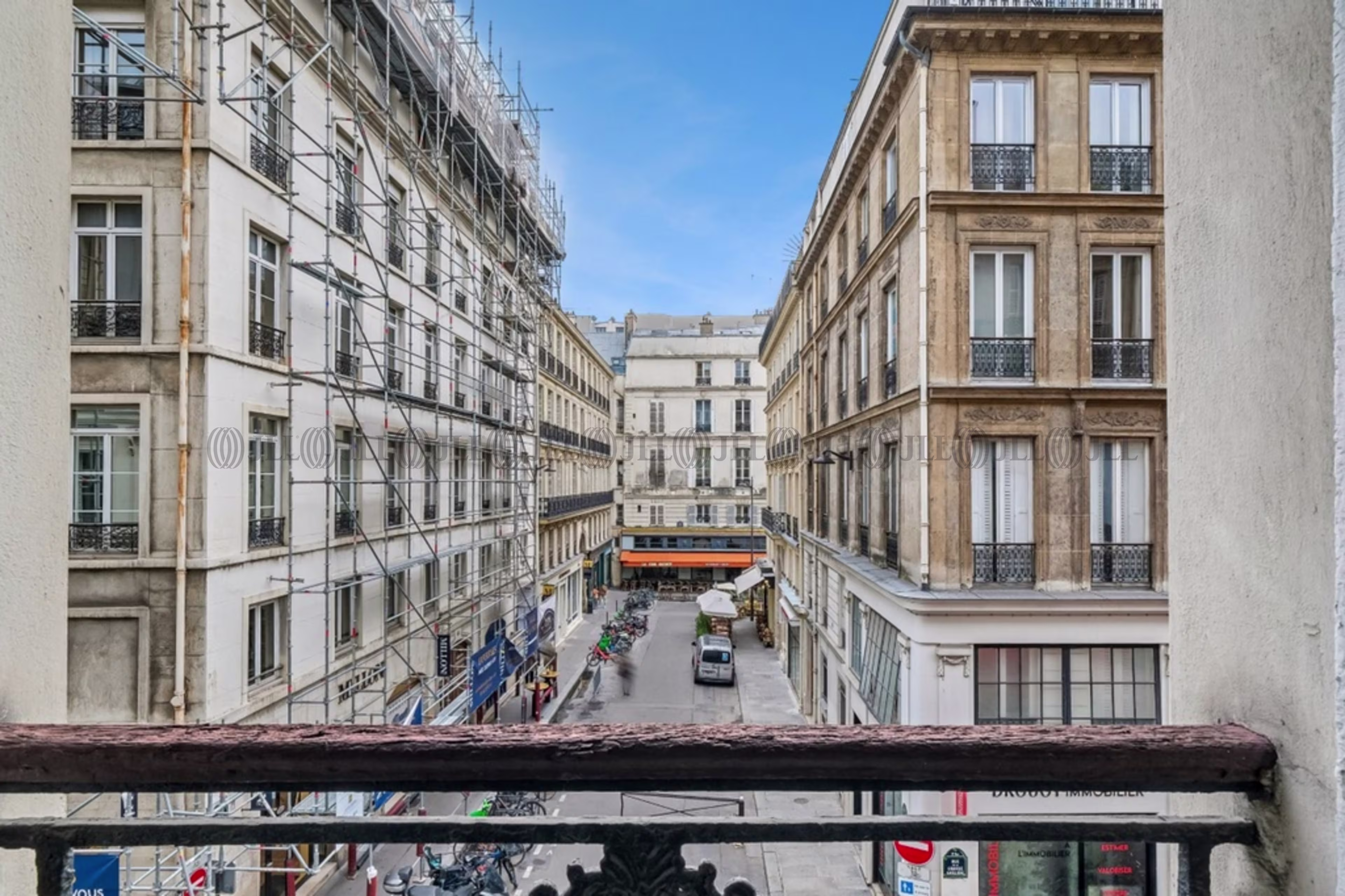 18 RUE DE LA GRANGE BATELIERE