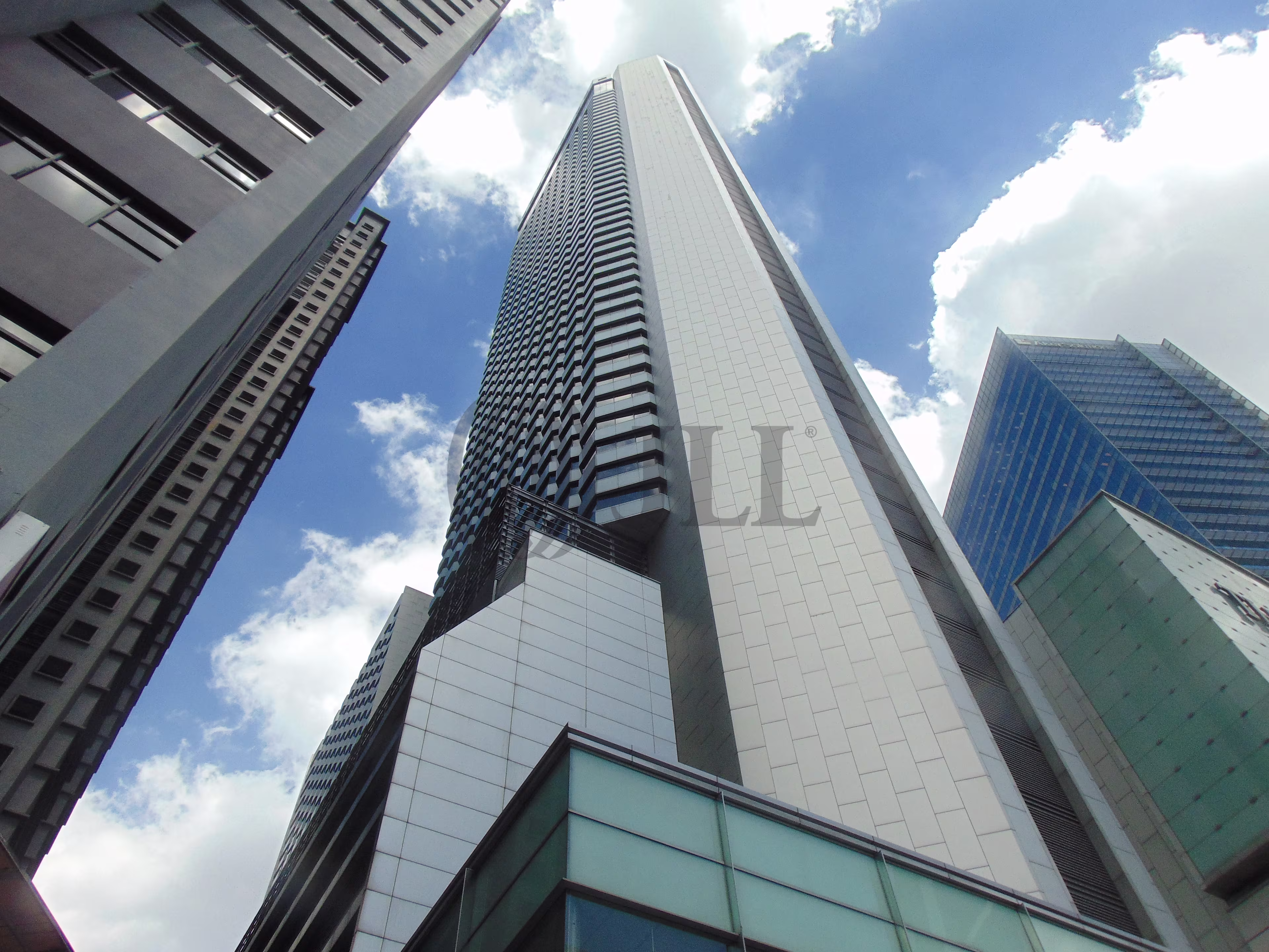 THE INTERMARK, 384, Jln Tun Razak,