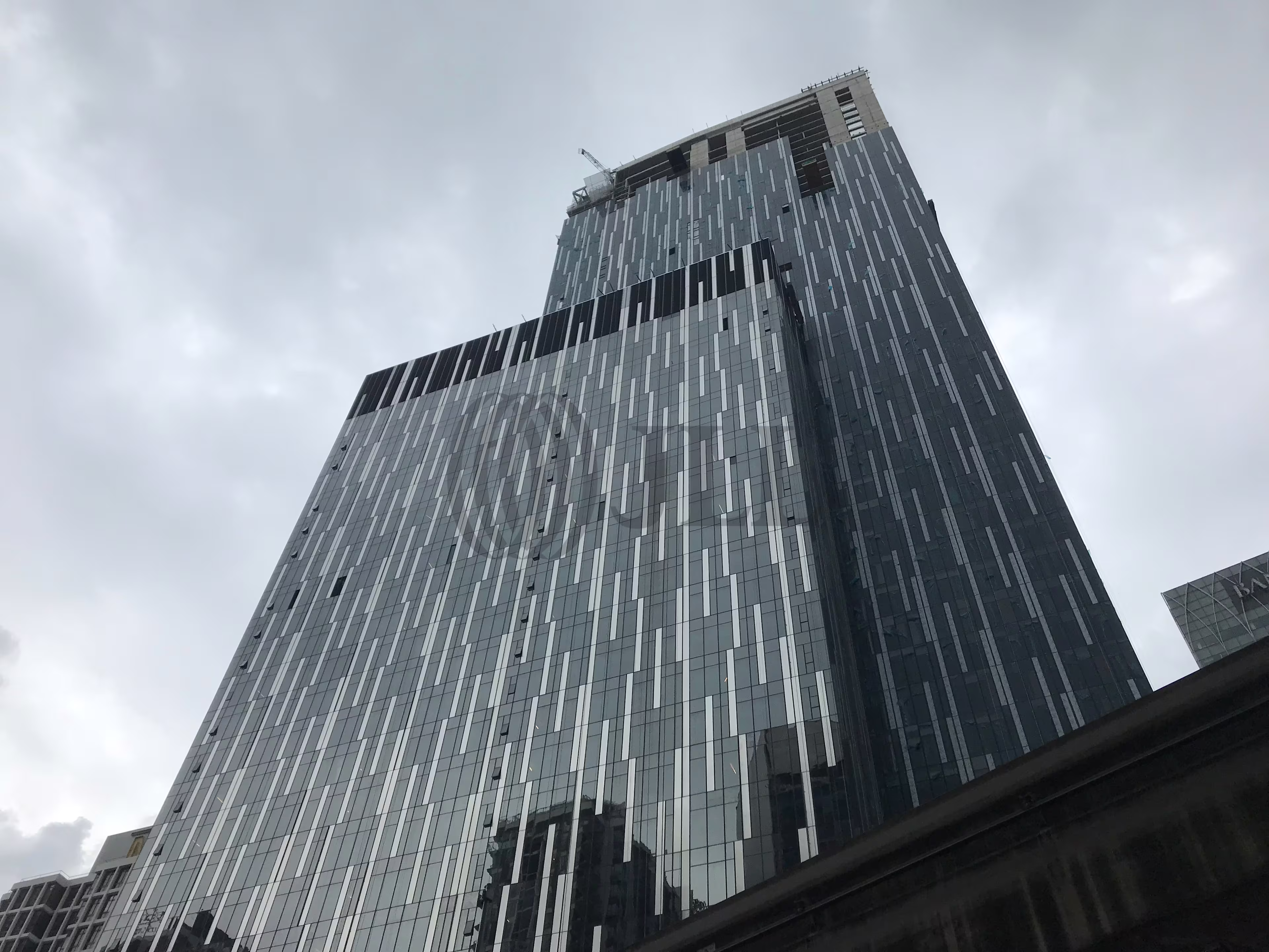 Equatorial Plaza